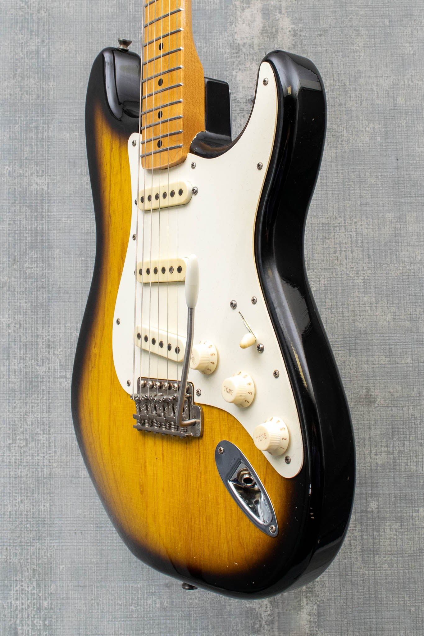 Seuf Guitars Old Hand 19 (OH-19) - 2-Tone Sunburst