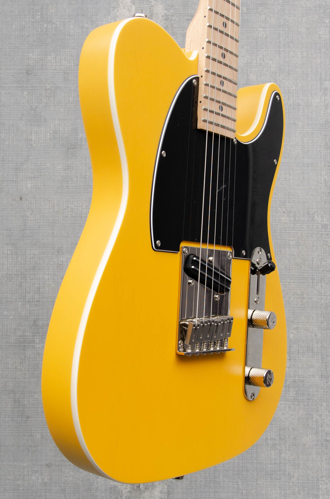 Reverend Pete Anderson Eastsider E Satin Vintage Yellow Guitar