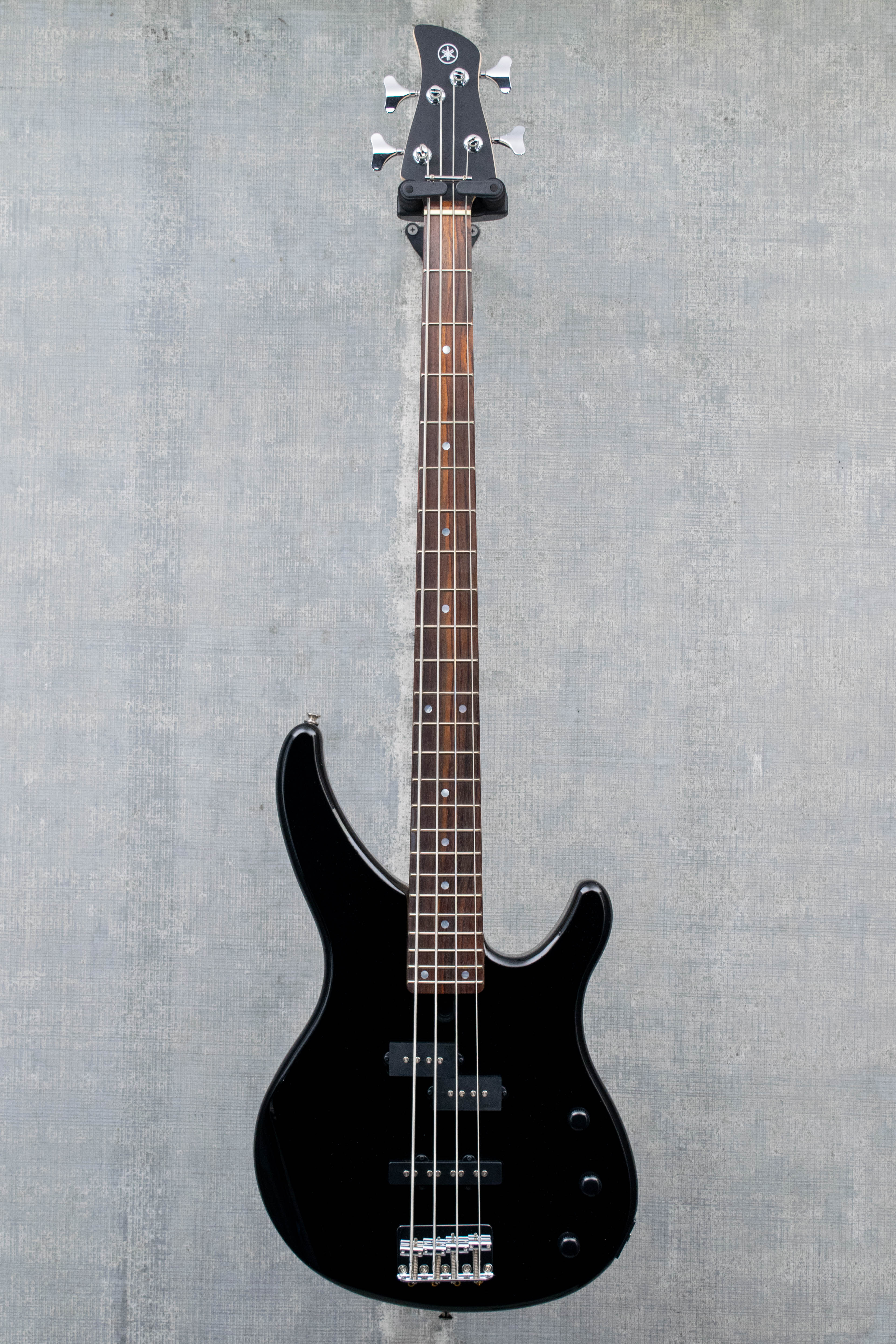 Yamaha TRBX174 BL Black