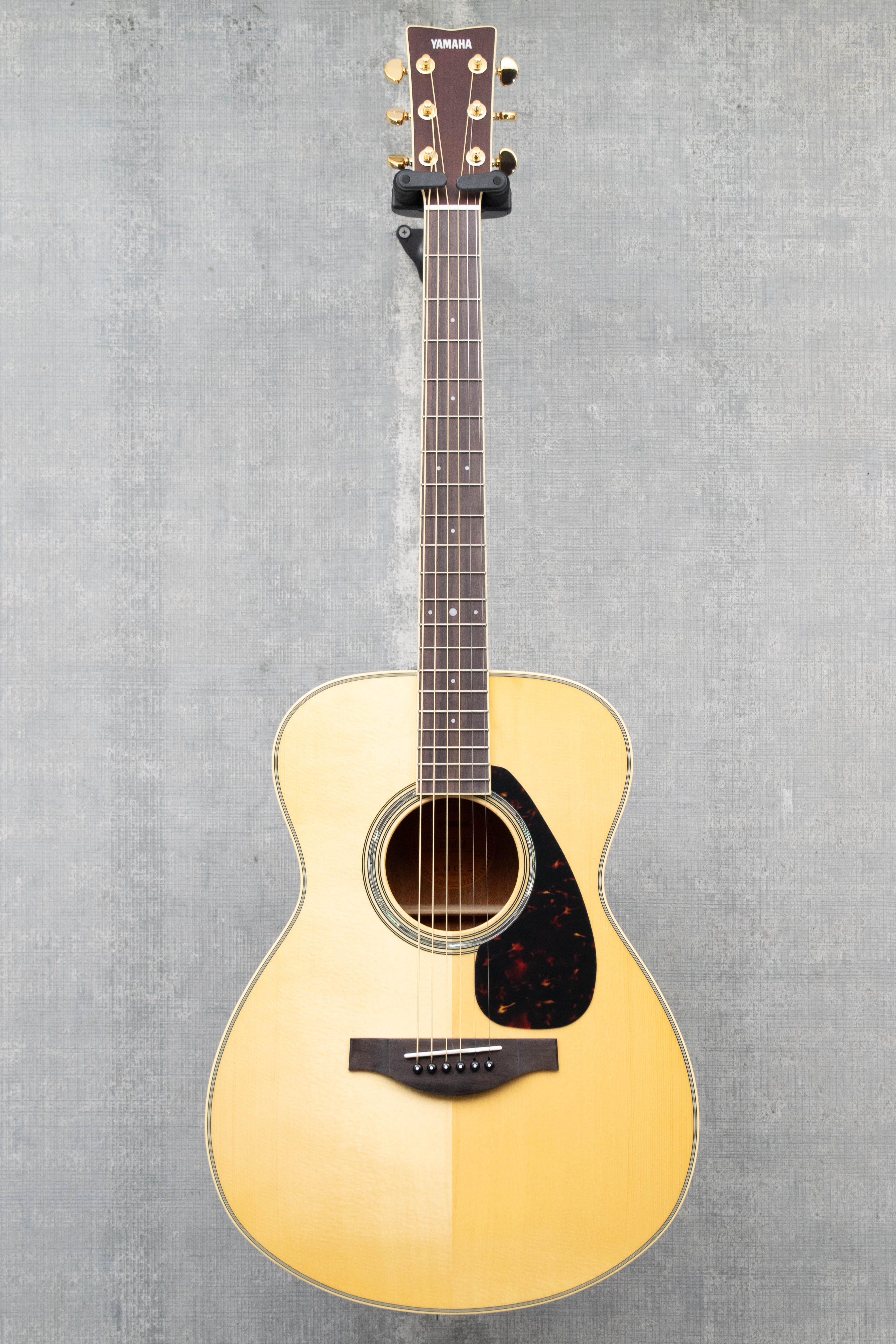 Yamaha LS6M ARE