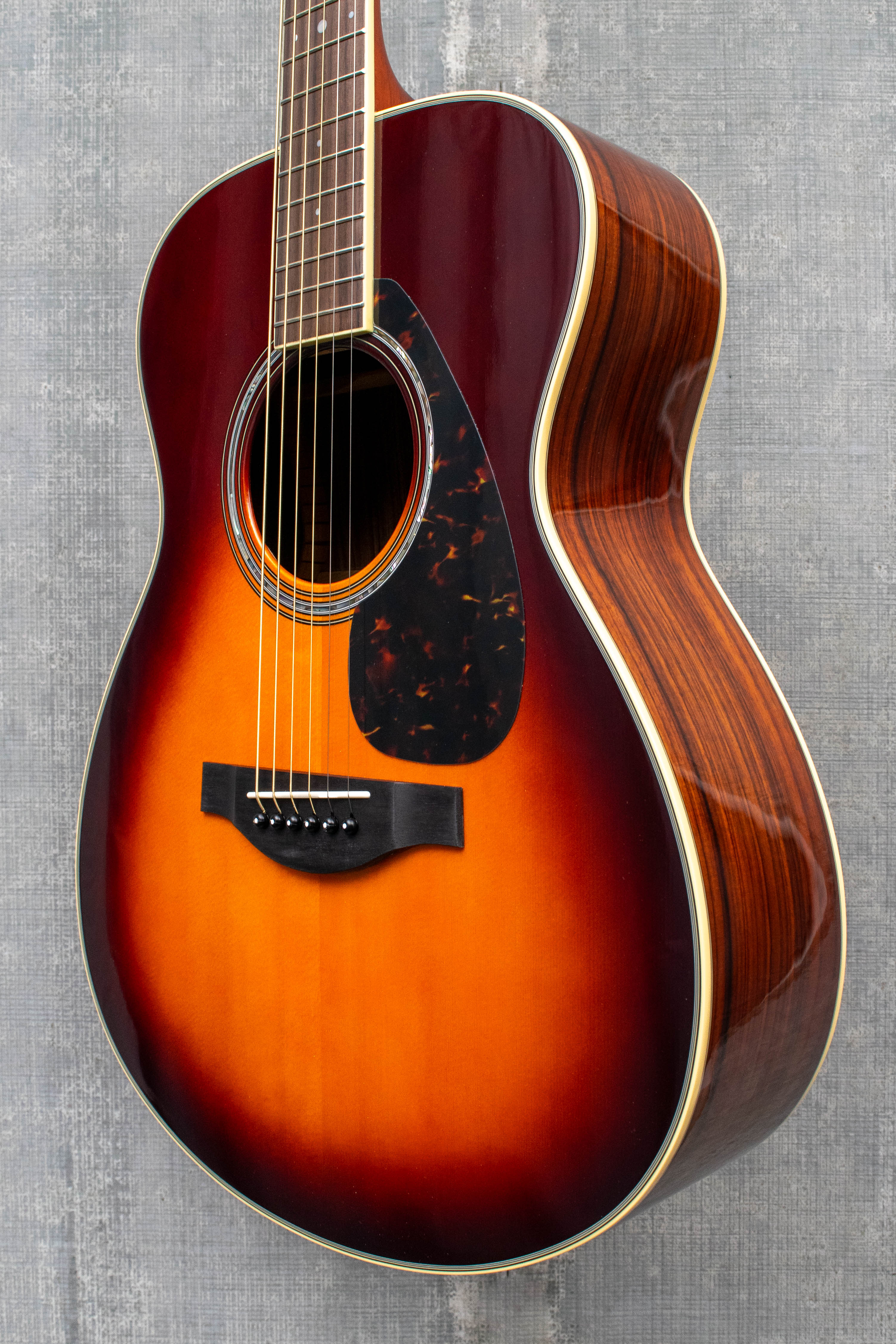 Yamaha LS6M BS ARE