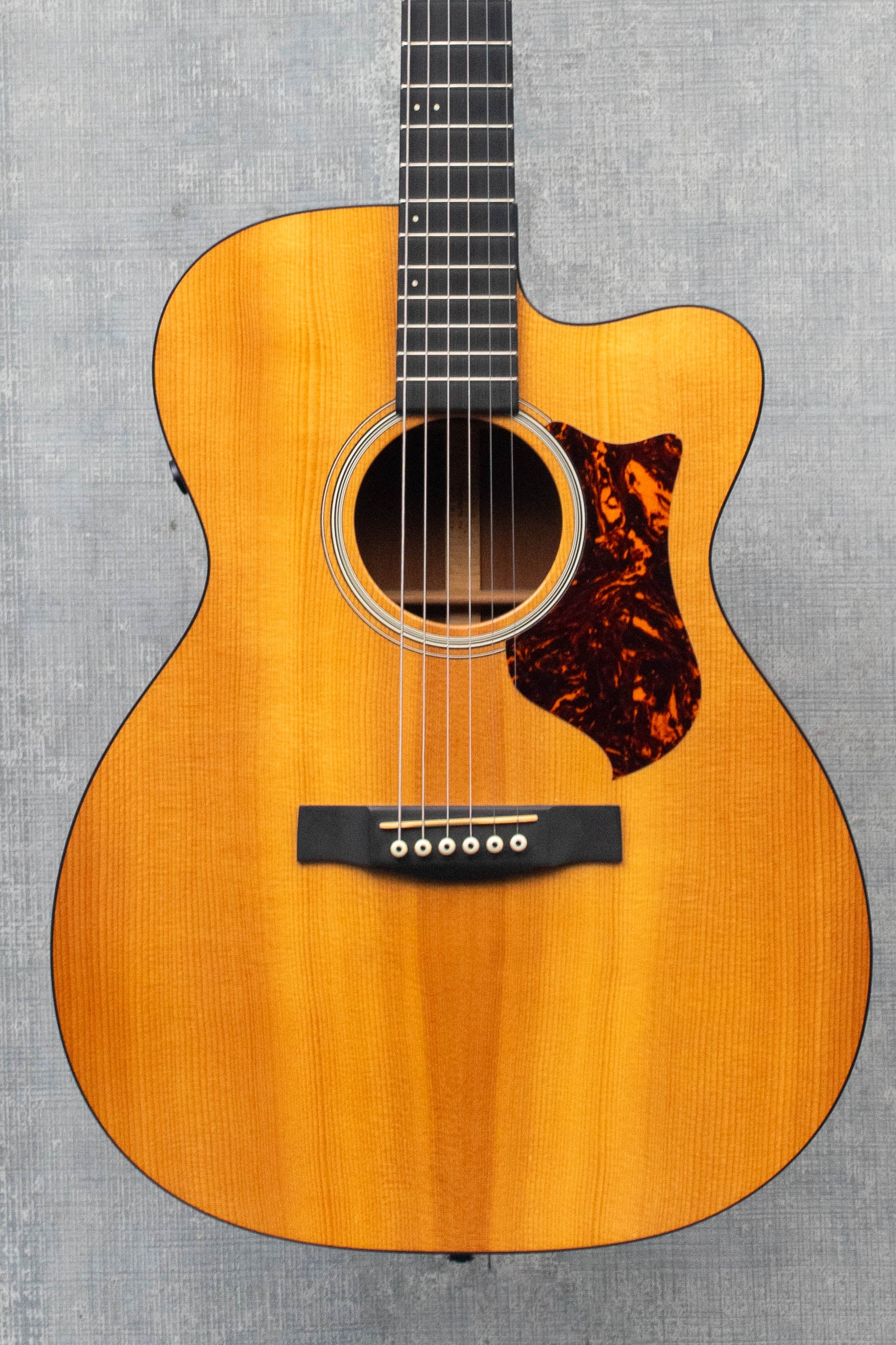 Used Martin OMCPA4