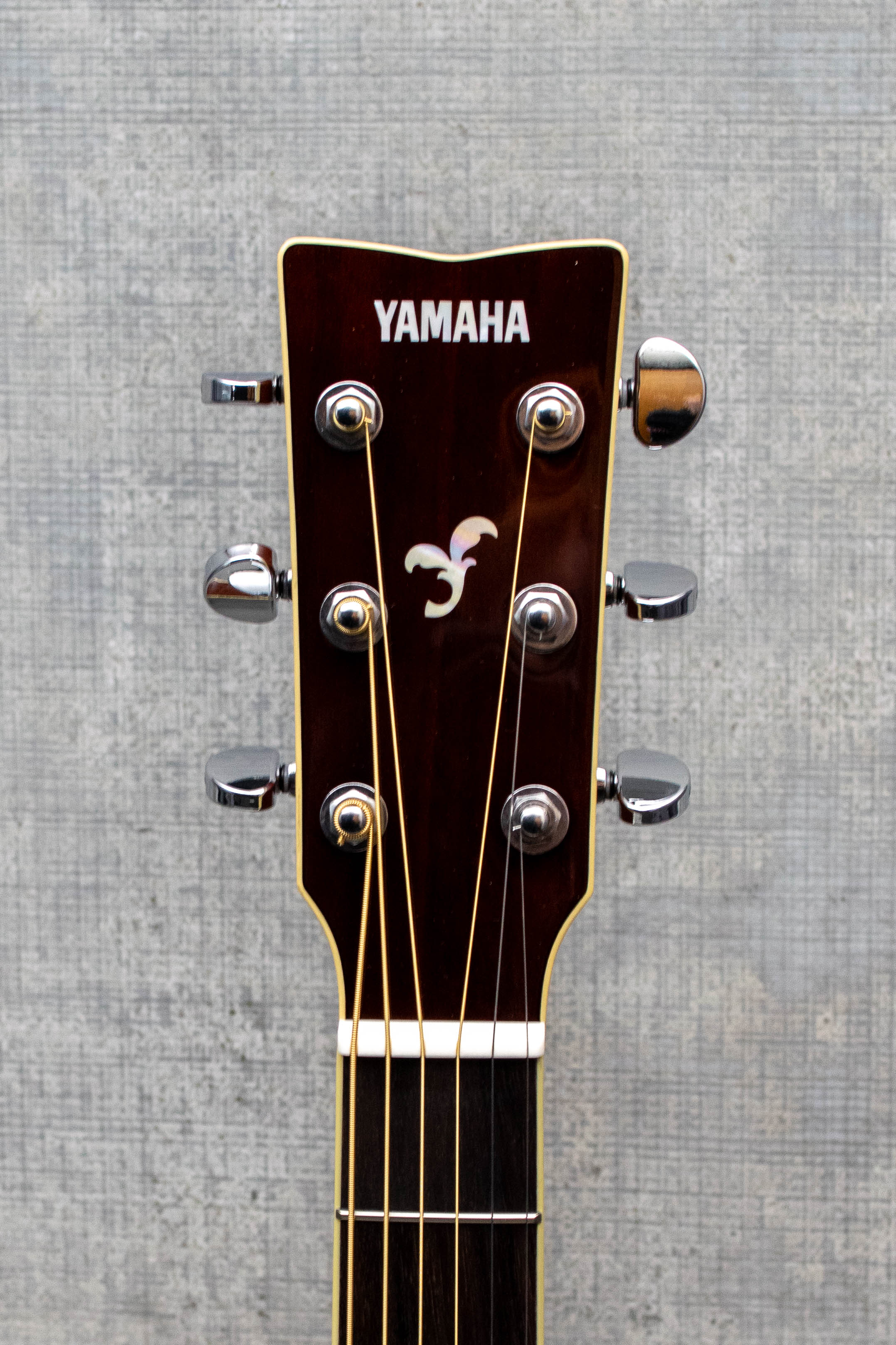 Yamaha FGX830C Acoustic Guitar