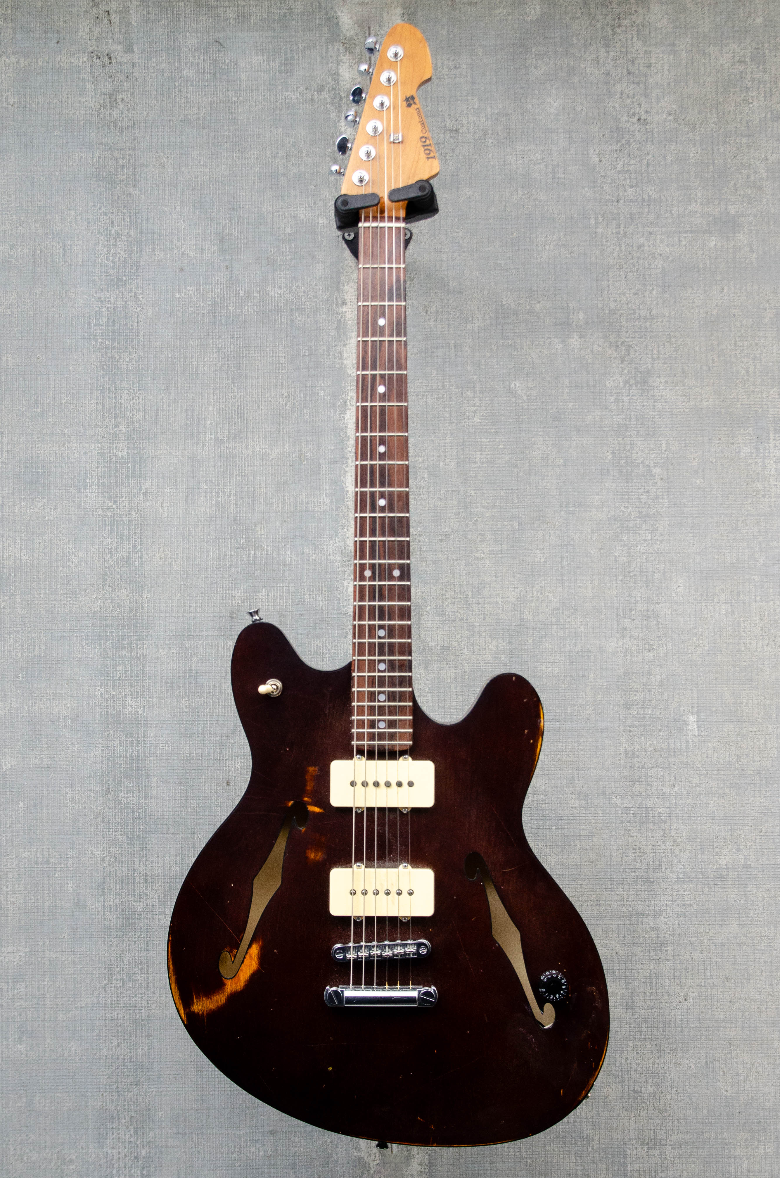 Used 1919 Custom Madison II Guitar Aged Chocolate