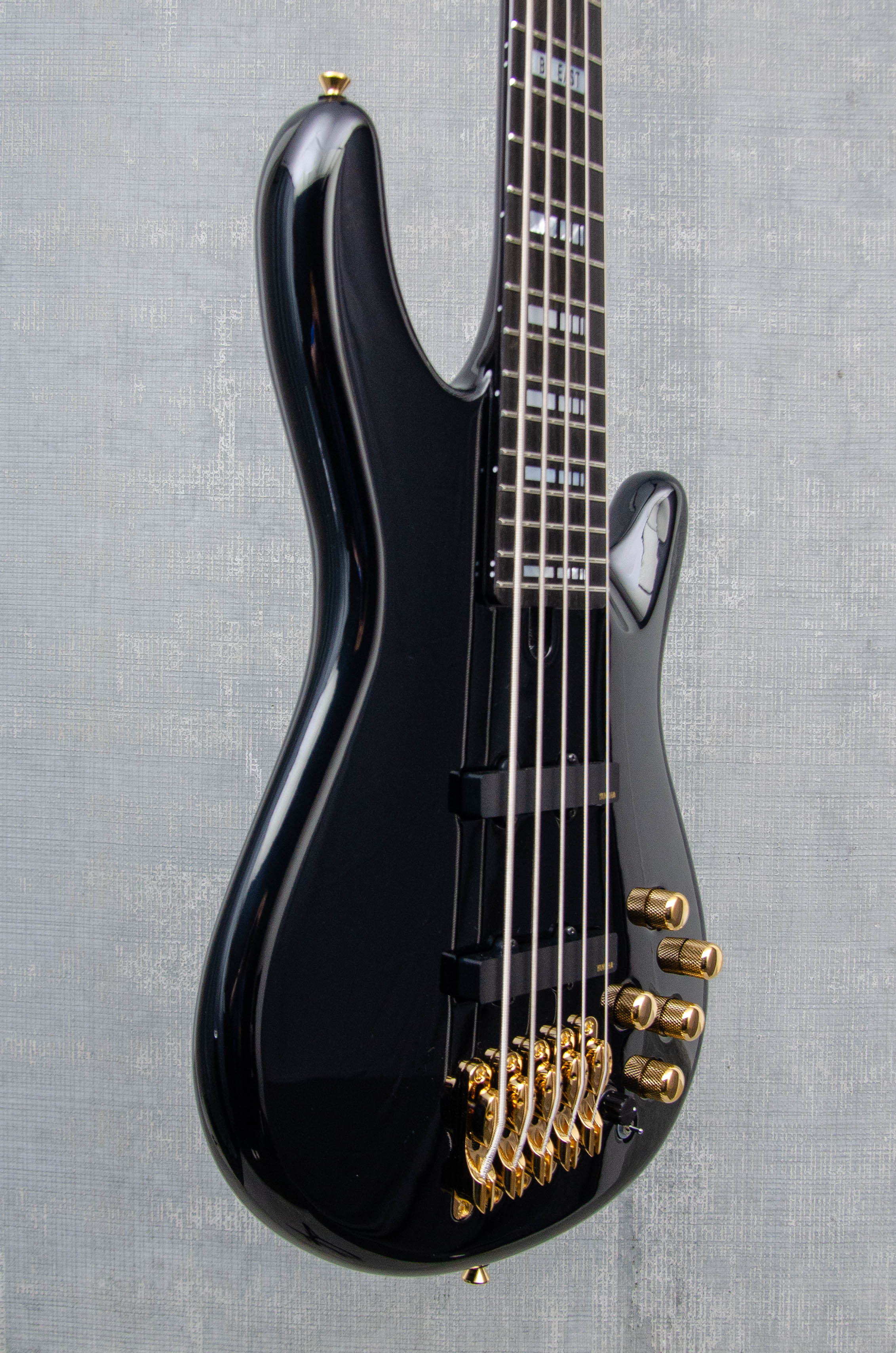 Yamaha BBNE2 Nathan East Signature Model Black 5-String Bass