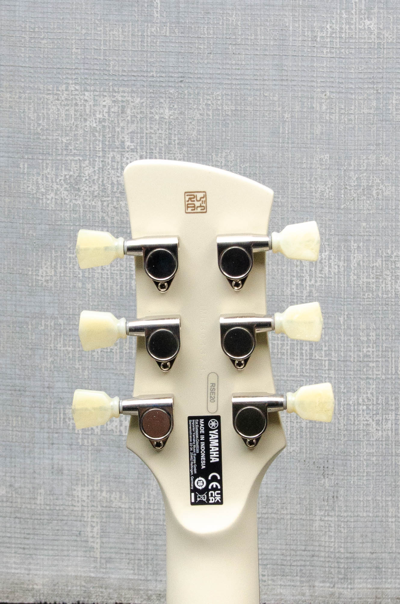 Yamaha Revstar RSE20 VW Vintage White