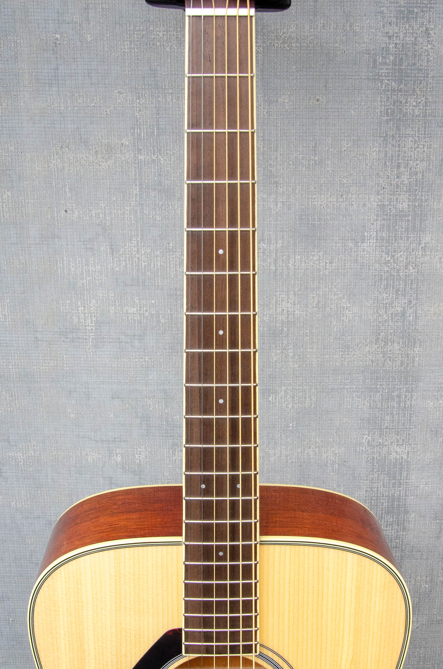 Yamaha FG820L Acoustic Guitar Lefty