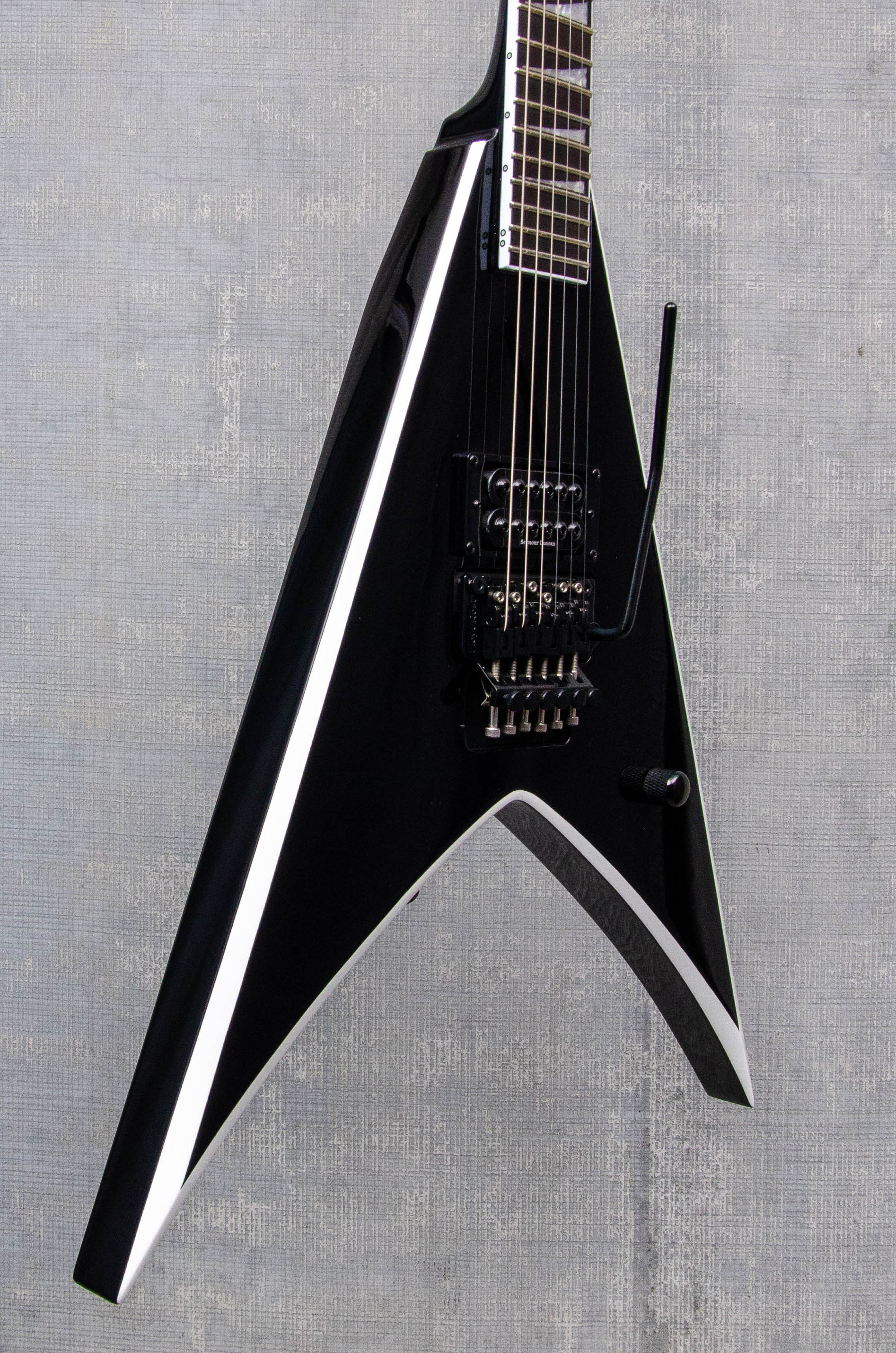 Jackson Pro Series Signature Wes Borland King V™ KV - Black With White Bevels