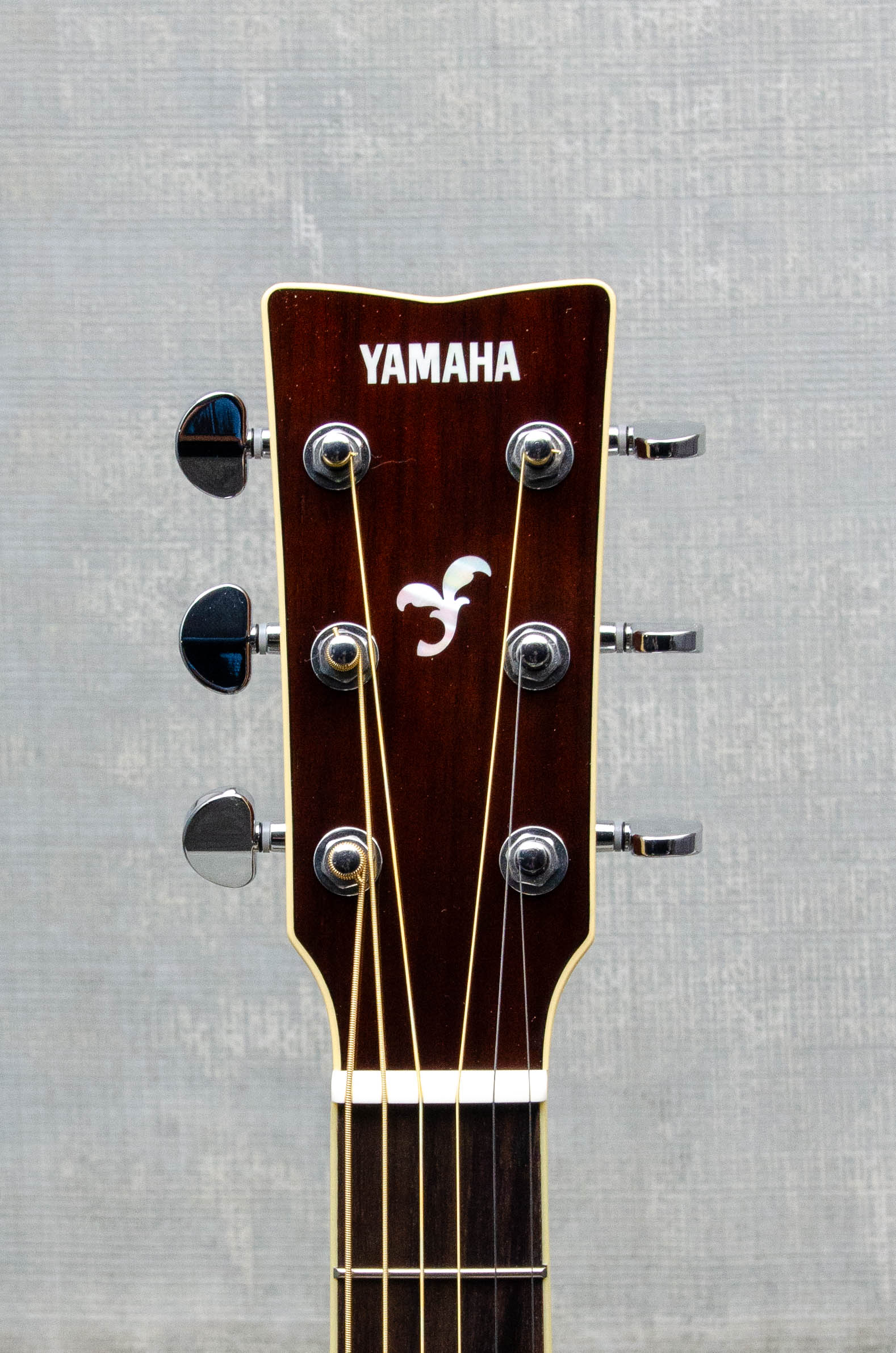 Yamaha FSX830C BS Acoustic-Electric Guitar