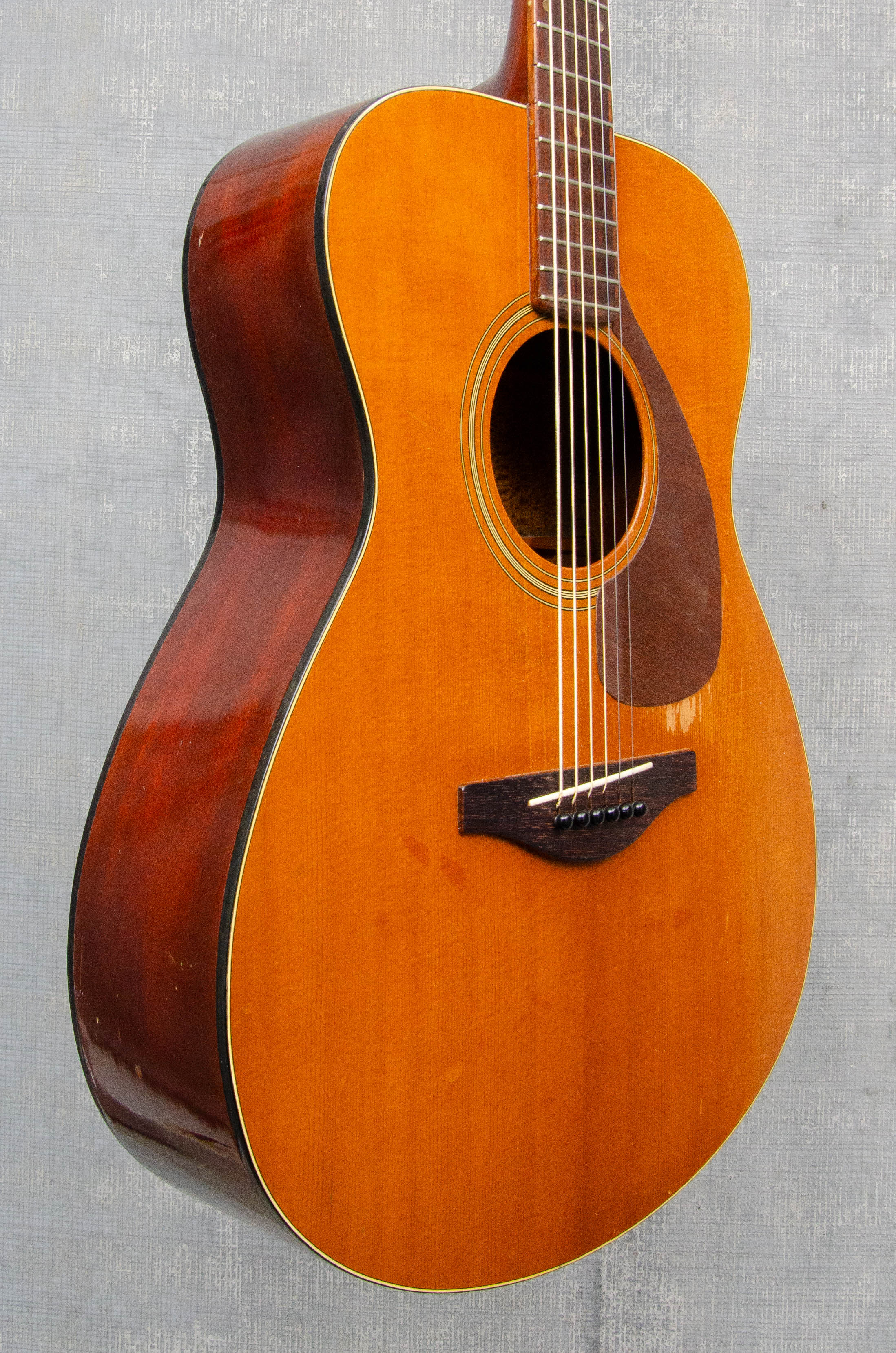Used Yamaha FG-150 Red Label (1967)