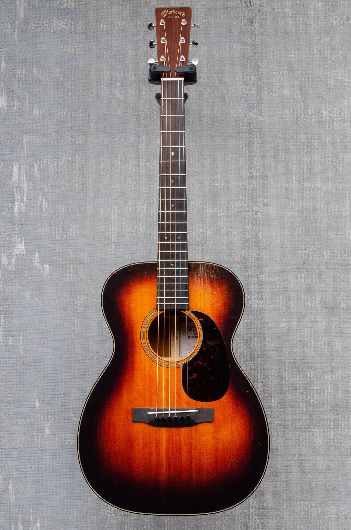 Martin 00-18 Joe Bonamassa Signature 00-14 Fret Acoustic