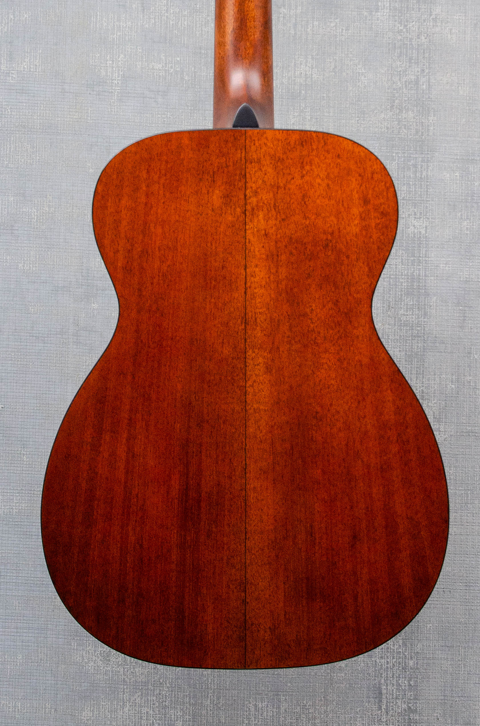 Martin 00-18 Joe Bonamassa Signature 00-14 Fret Acoustic
