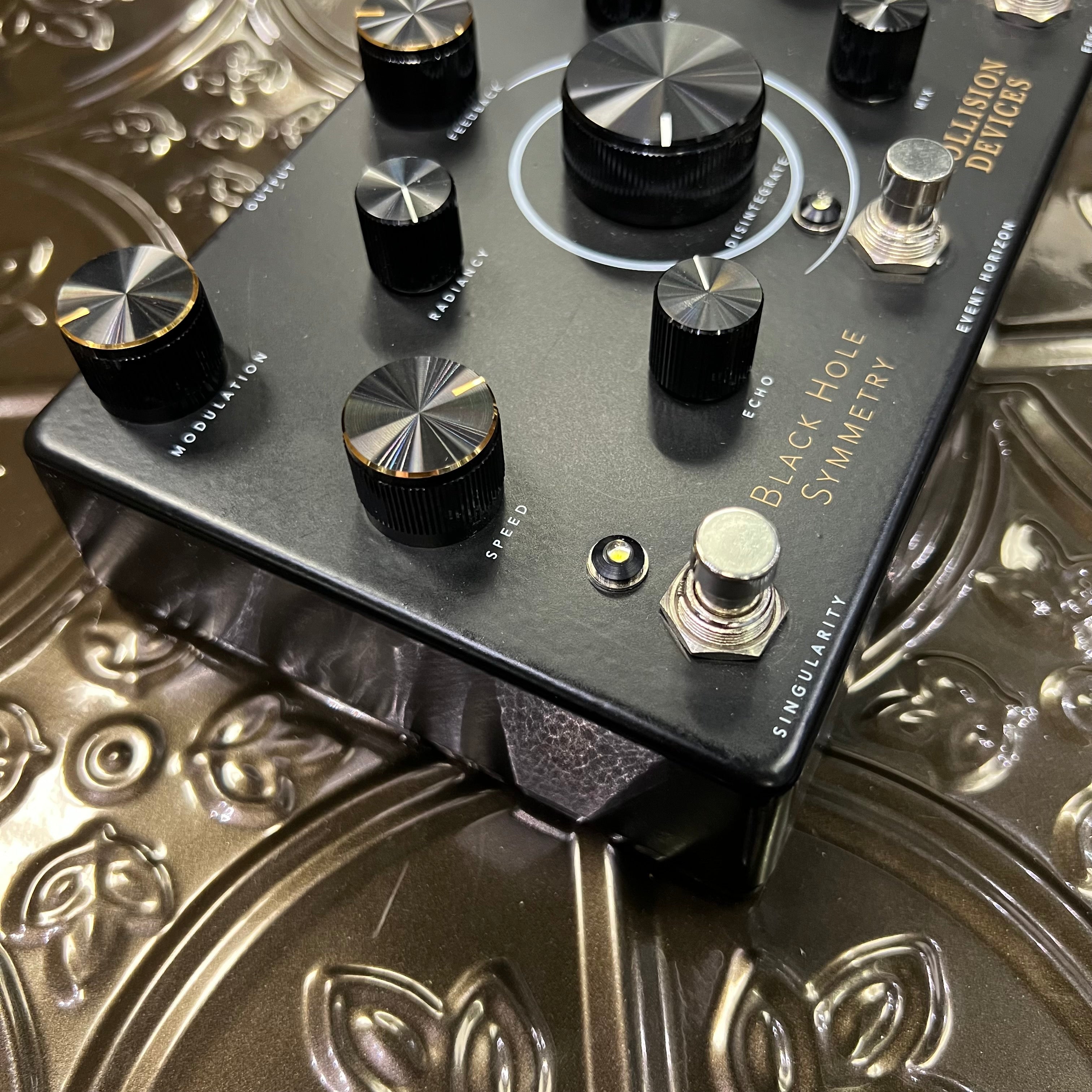 Used Collision Devices Black Hole Symmetry
