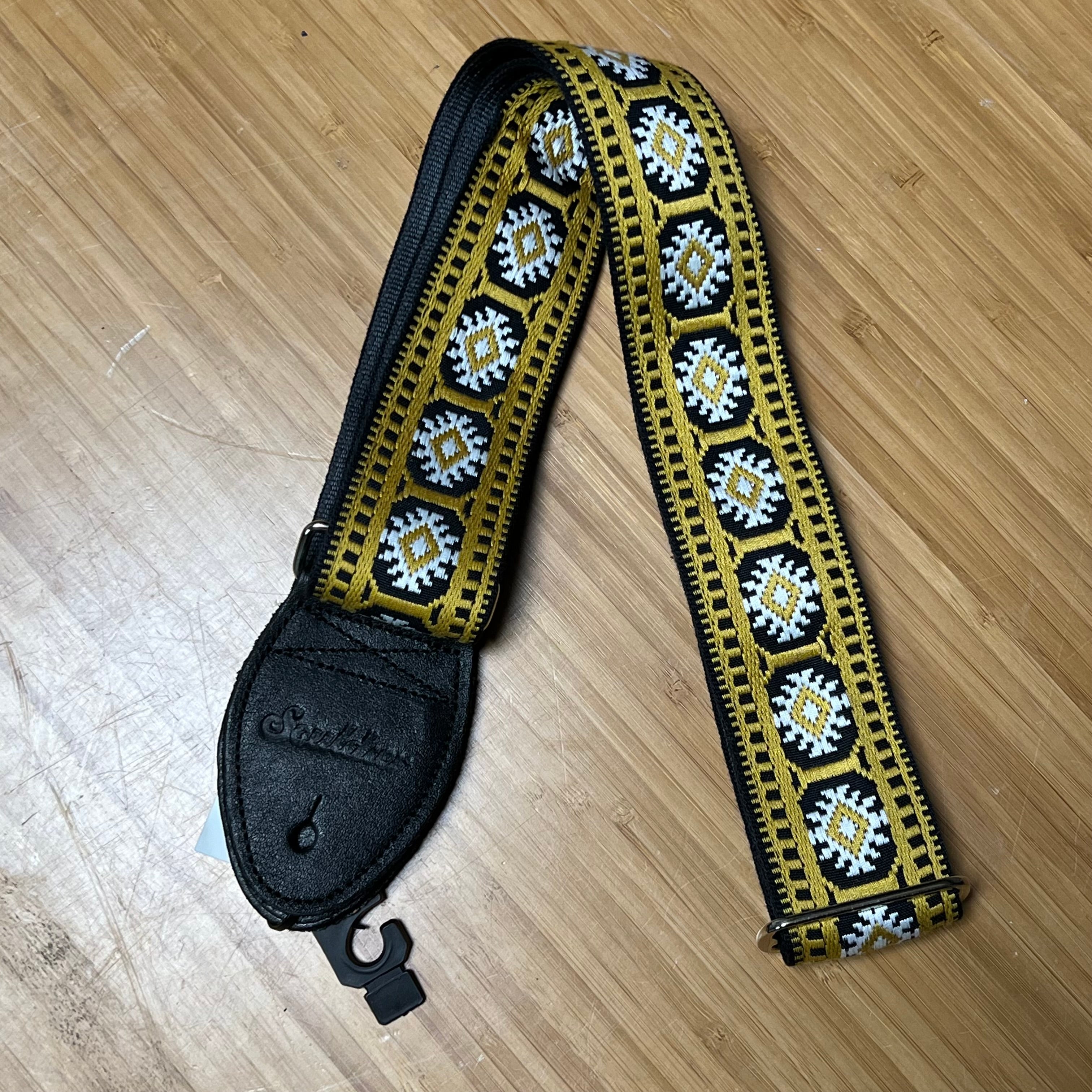 Souldier GS1270-BK02BK Pillar Gold