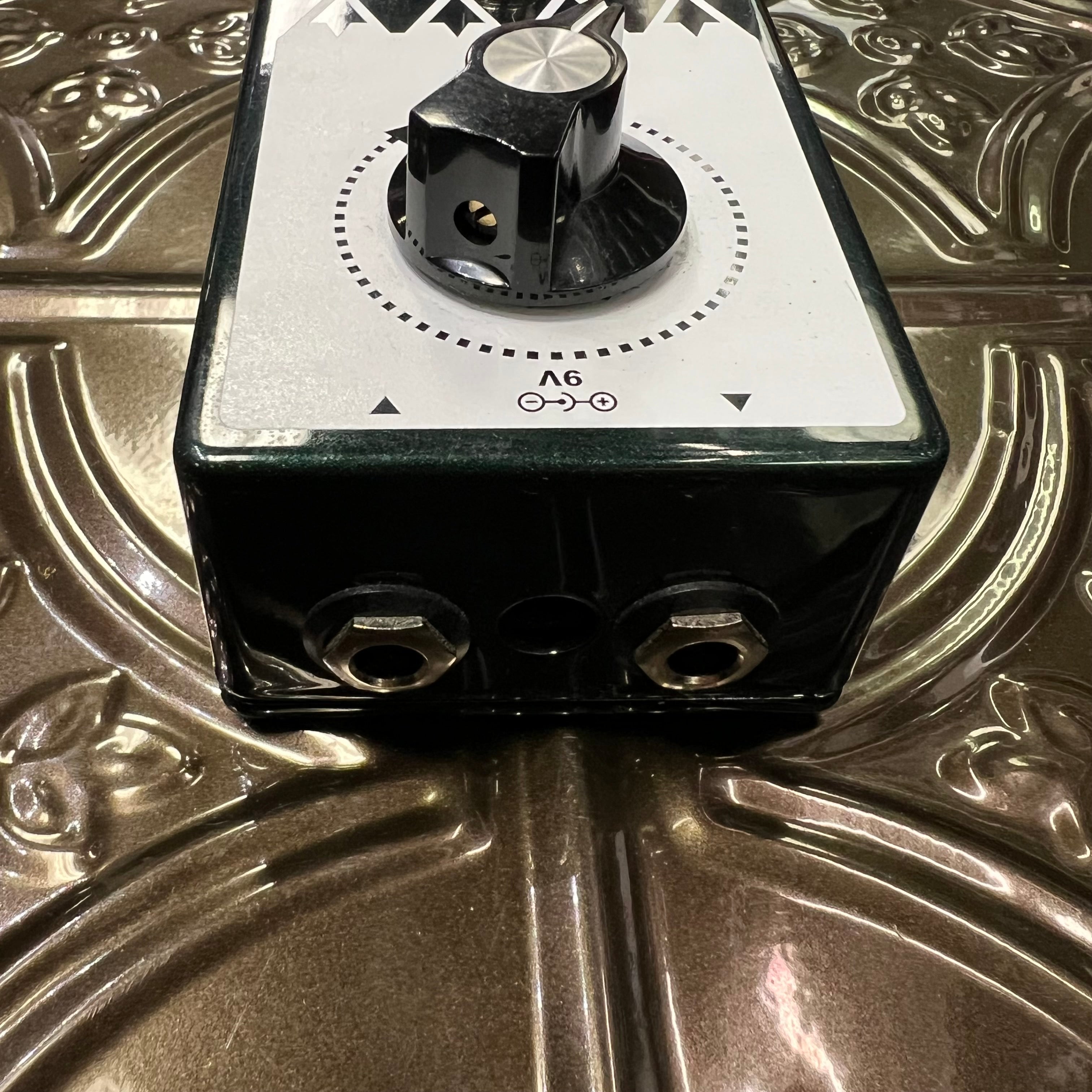 Used EarthQuaker Devices Arrows Preamp Booster