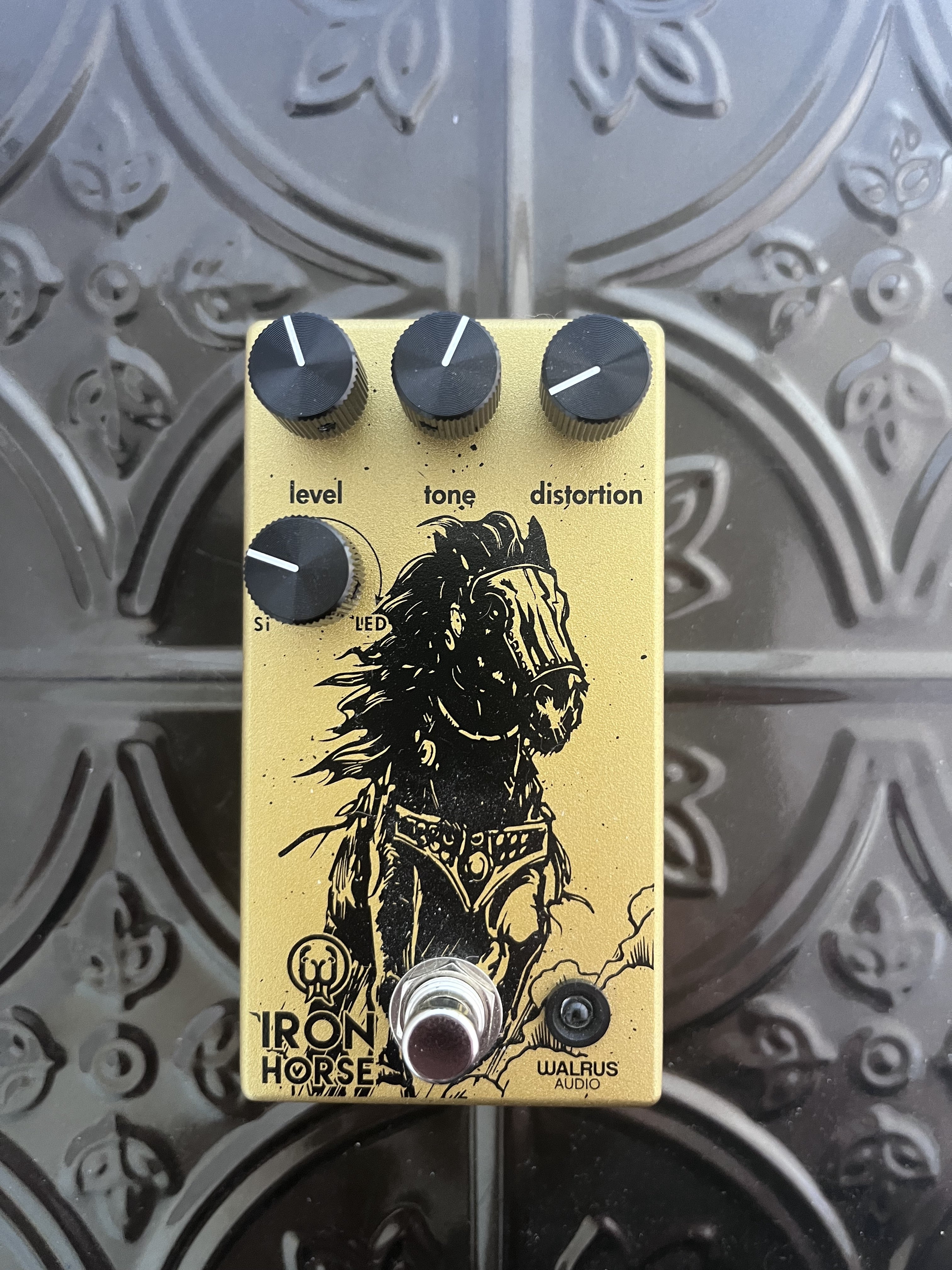 Used Walrus Audio Iron Horse LM308 V3 w/box