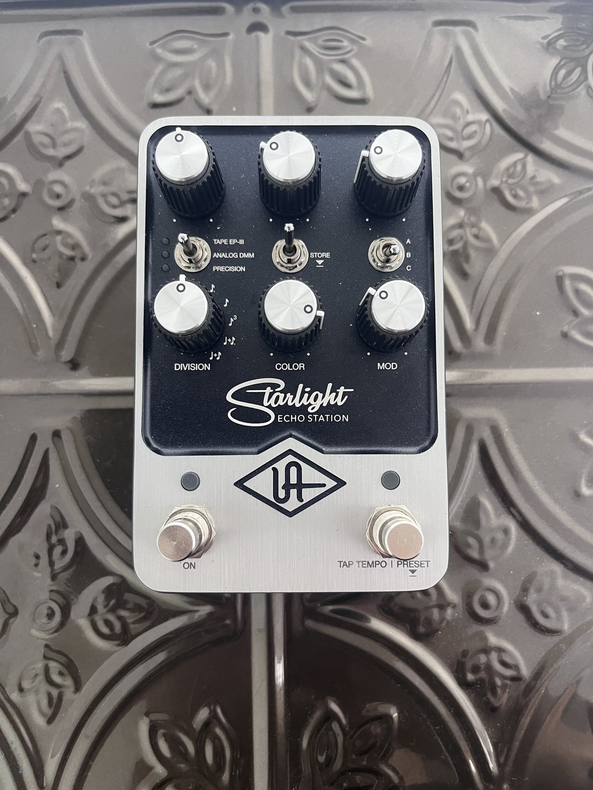 Used Universal Audio Starlight Echo Station Delay Pedal w/ box