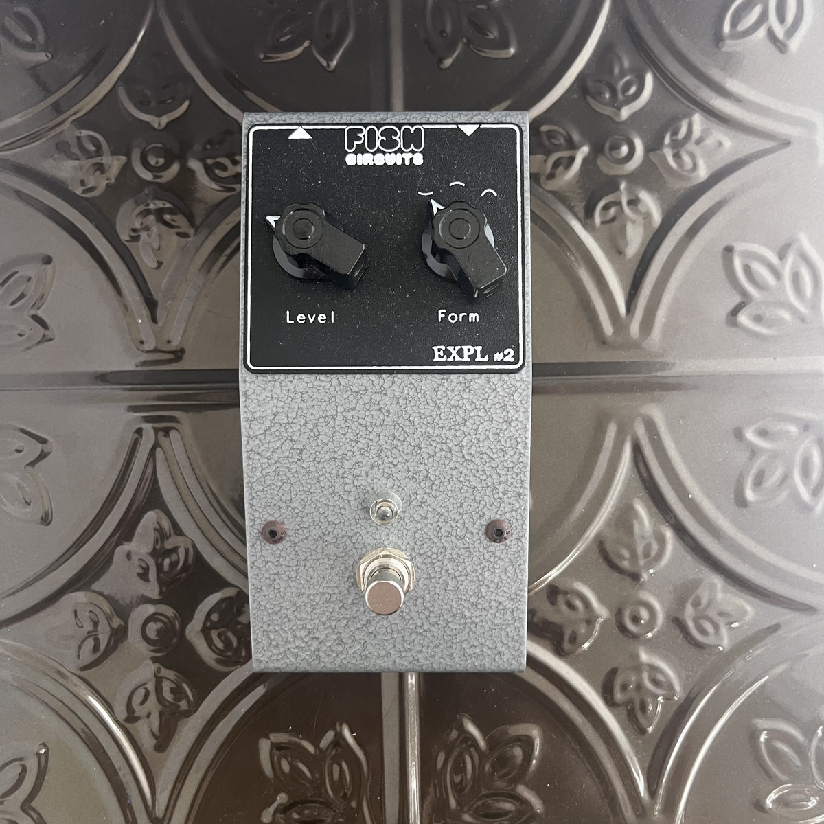 Used Fish Circuits Exploration #2 Mids-Focused Fuzz w/ box