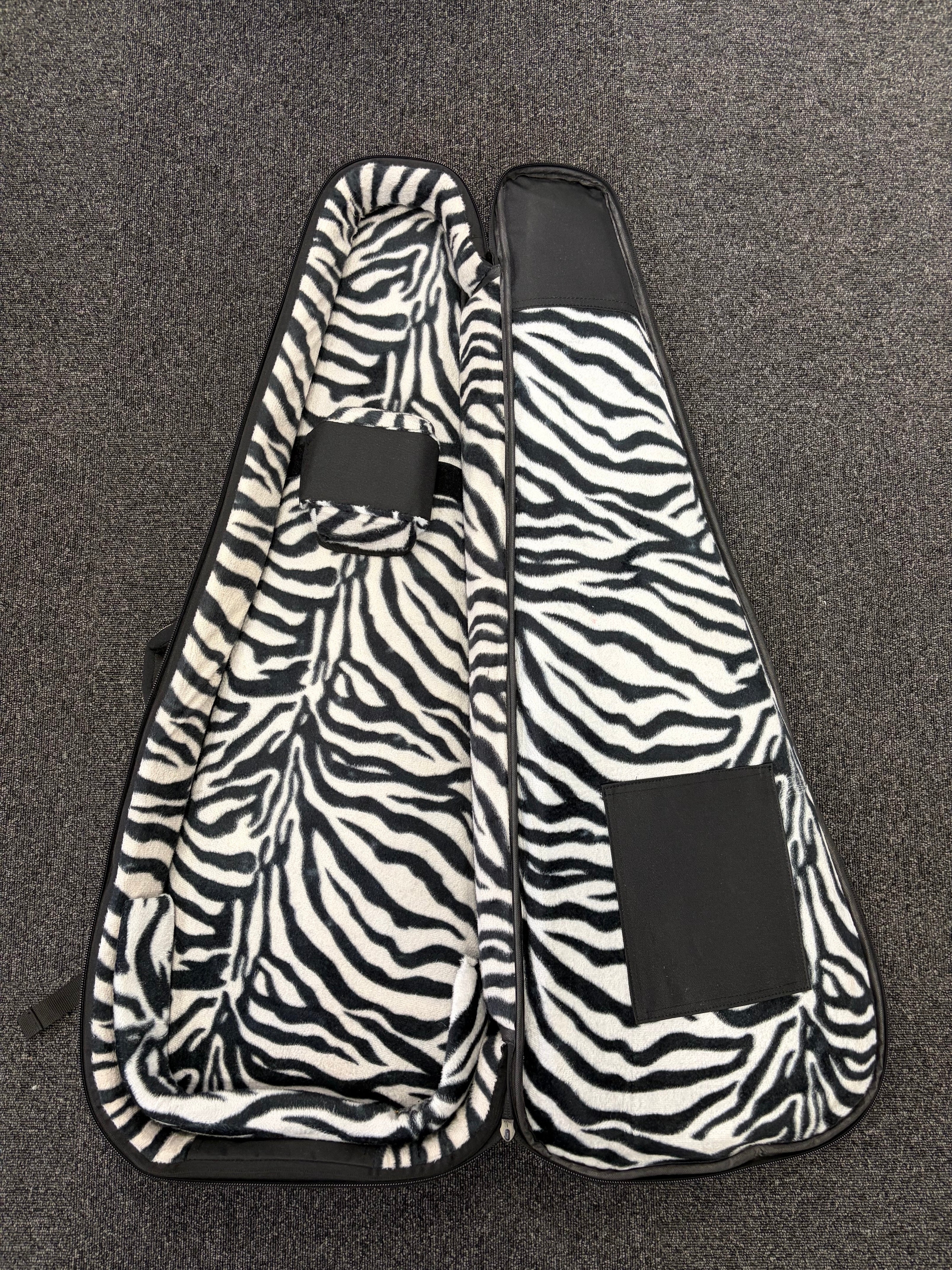 Martel Music Deluxe Teardrop Gig Bag Electric Zebra Interior