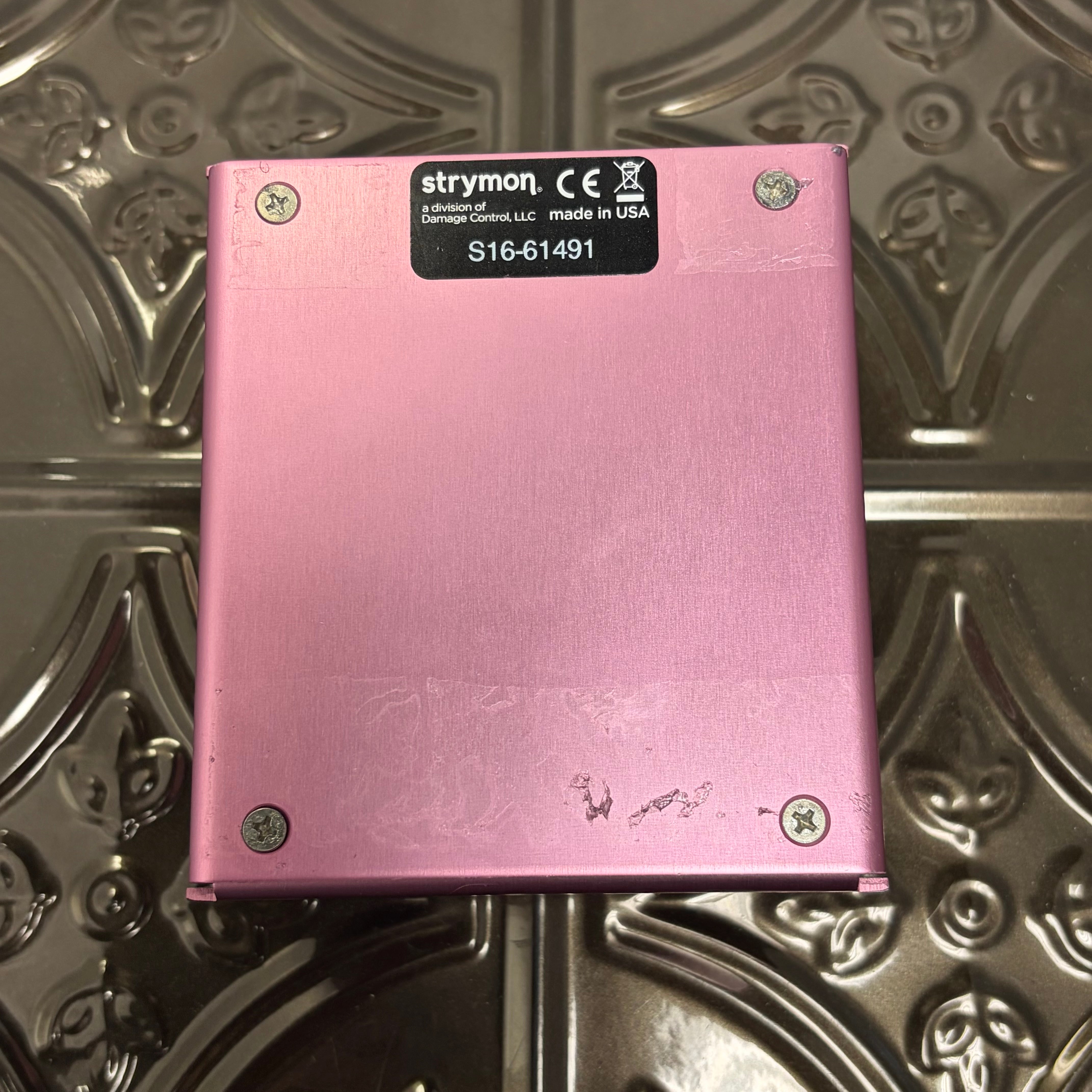 Used Strymon Dig V1