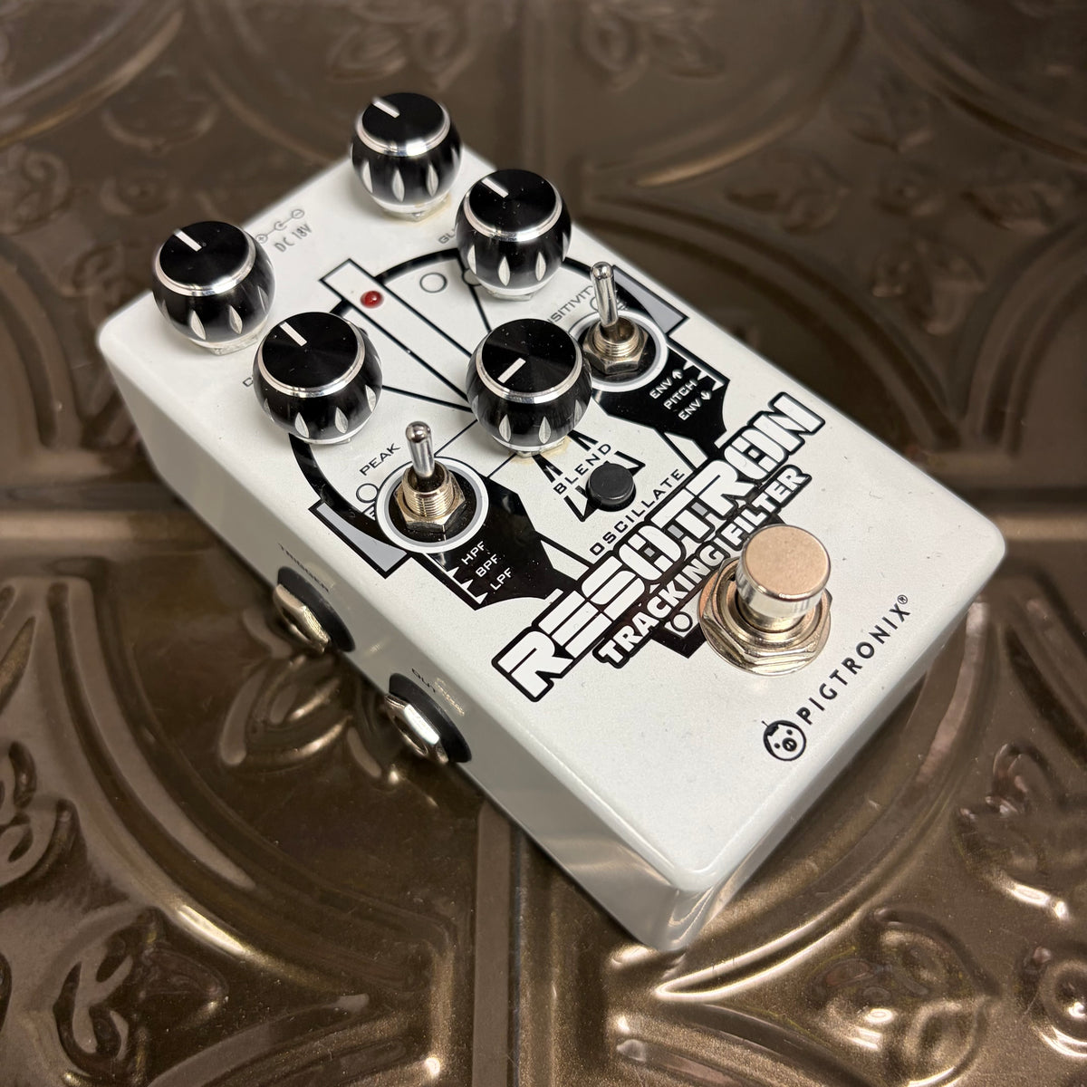 Used Pigtronix Resotron Analog Filter Synth w/ box