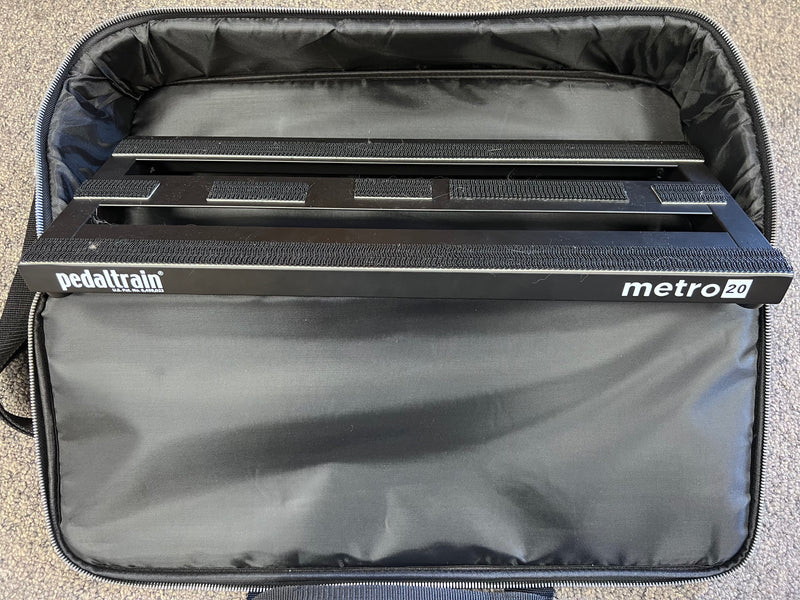 Used Pedaltrain Metro 20 Pedalboard (w/ Soft Case)