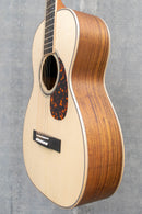 Larrivee OO-40 Mint