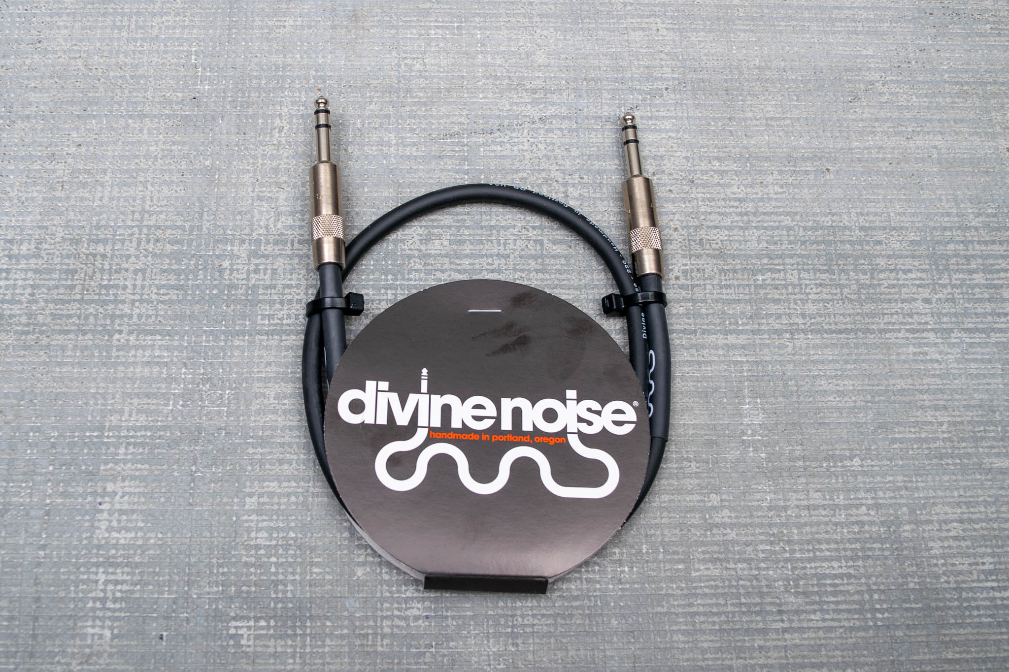 Divine Noise 2.5ft Black Cable TRS Stereo Straight Ends