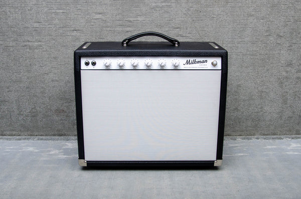 black and white combo amplifier