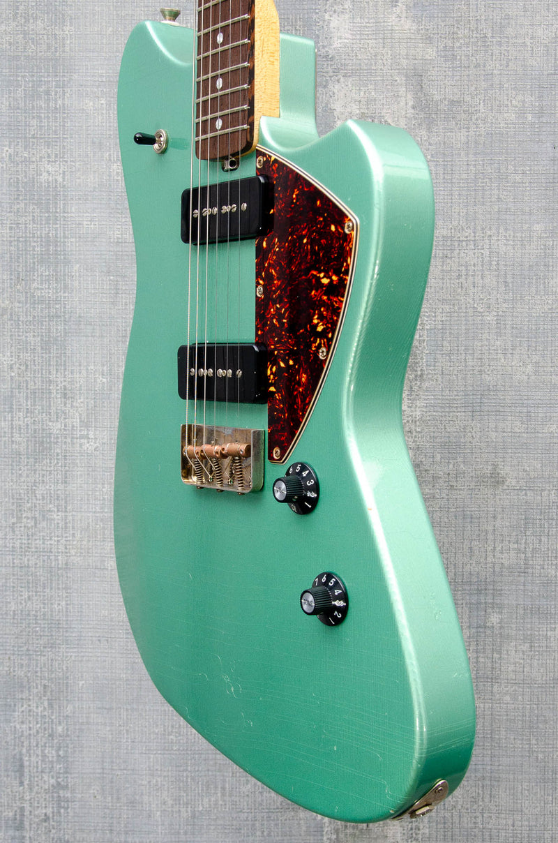 Maghini Guitars Skylark Light Jade Metallic