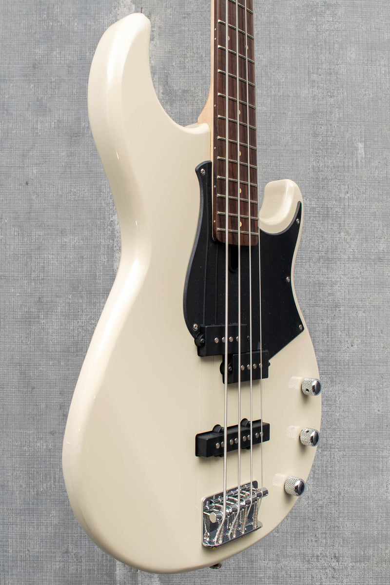 Yamaha BB234 Vintage White Bass