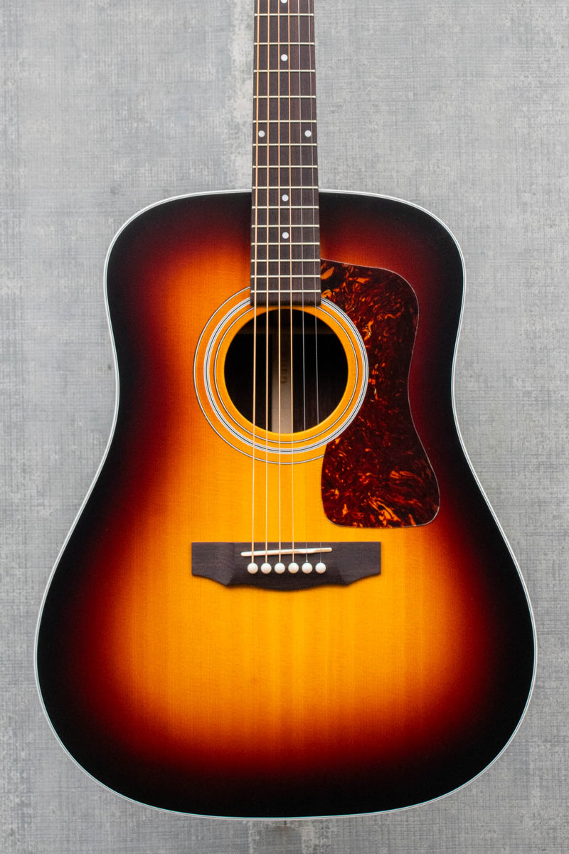 Guild D-50 Standard Antique Burst