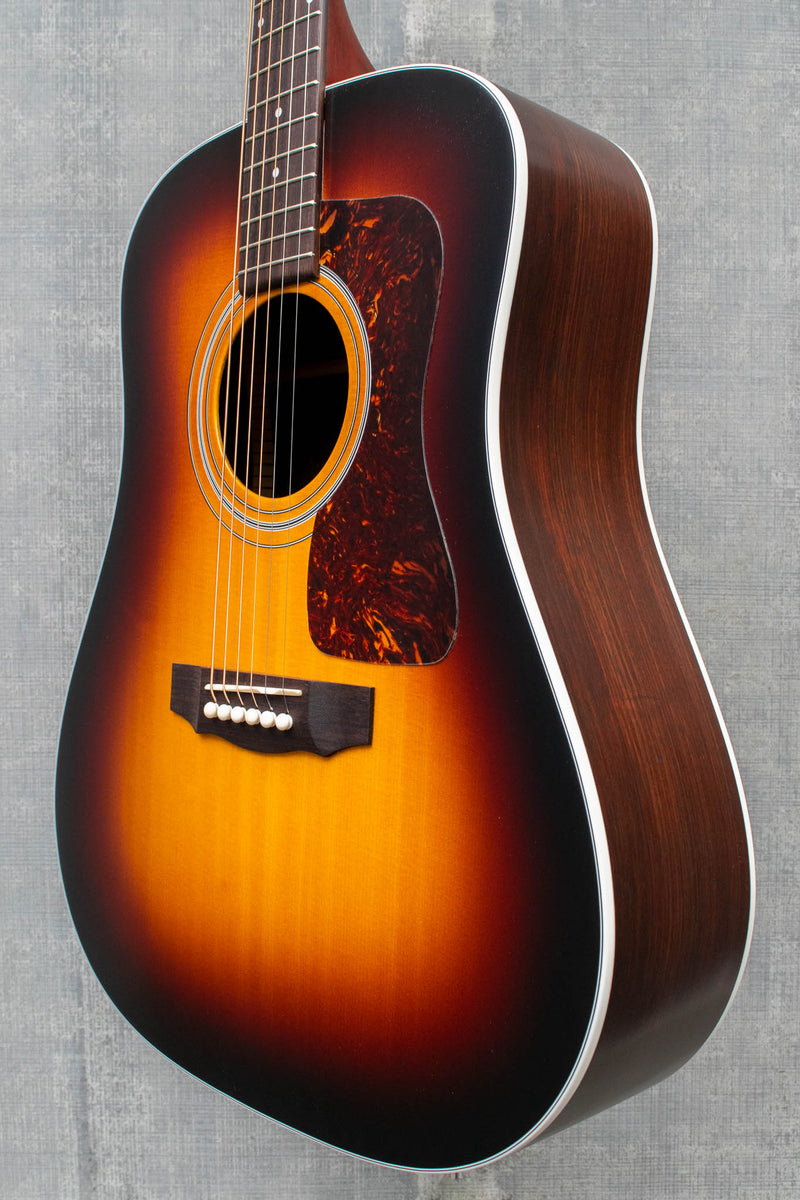 Guild D-50 Standard Antique Burst