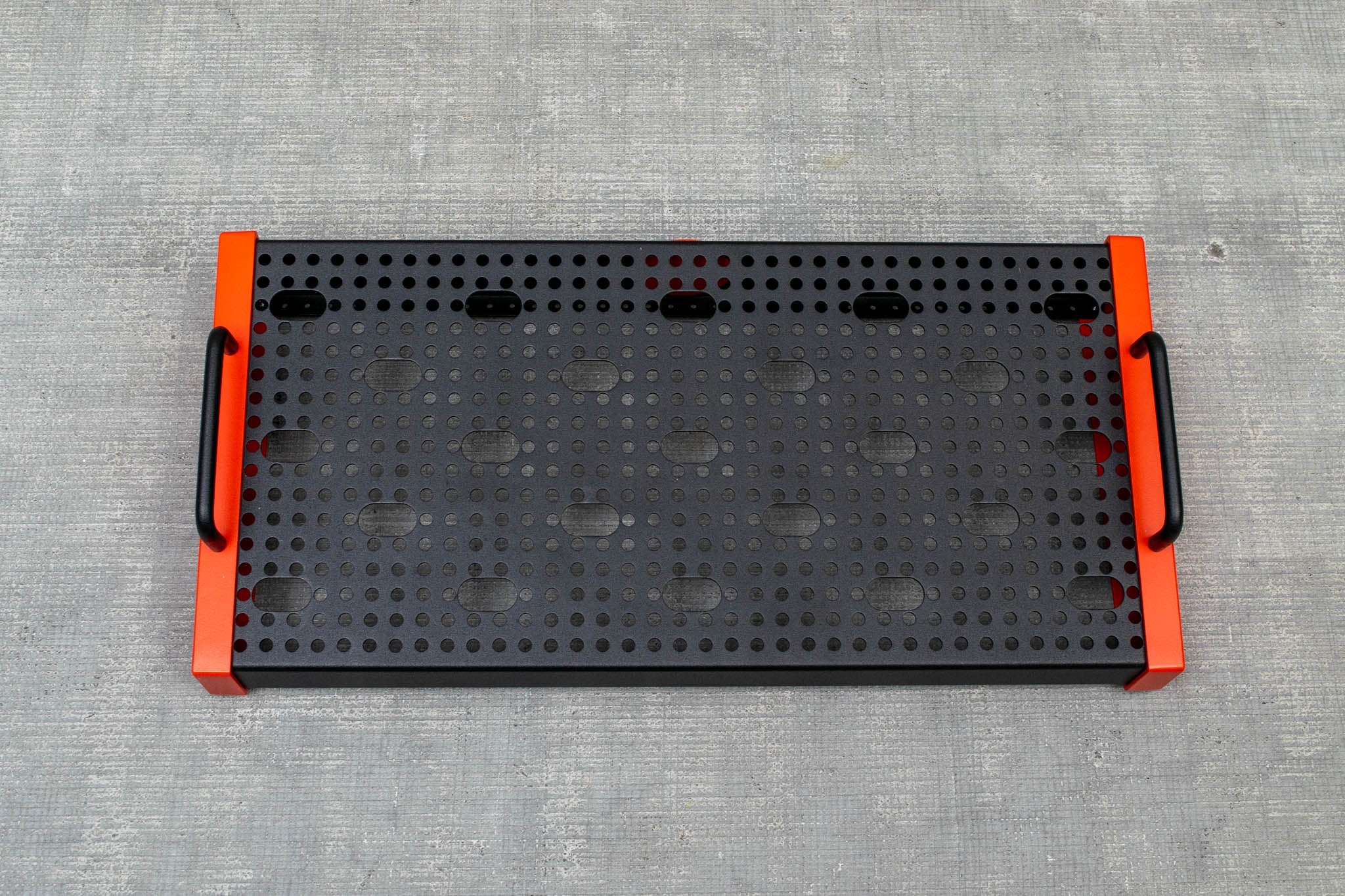Used Temple Audio Solo 18 Pedalboard - Temple Red