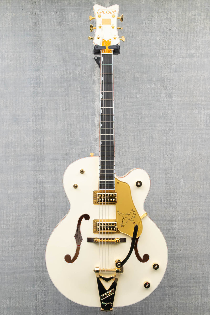 Used Gretsch G6136T-59 Vintage Select Edition '59 Falcon Hollow Body with Bigsby Vintage White