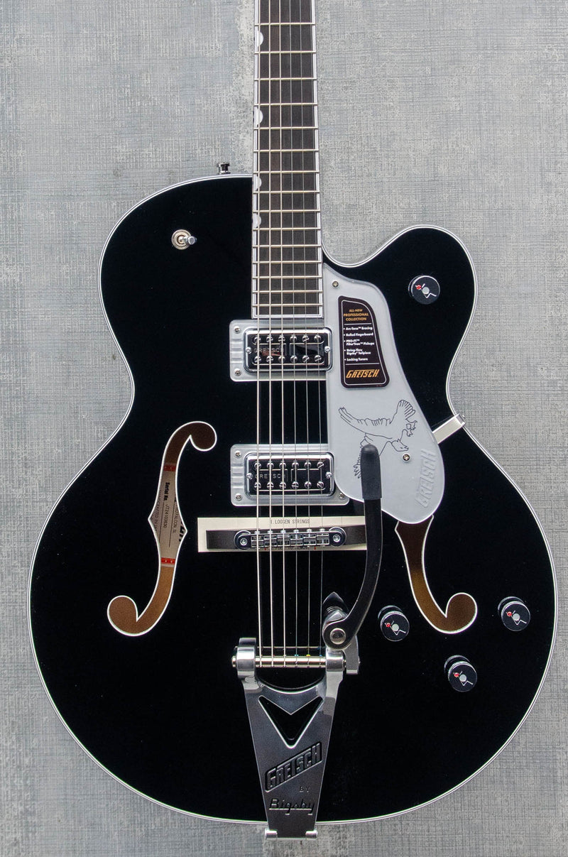 Gretsch  Falcon Hollow Body with String-Thru Bigsby and Chrome Hardware Black