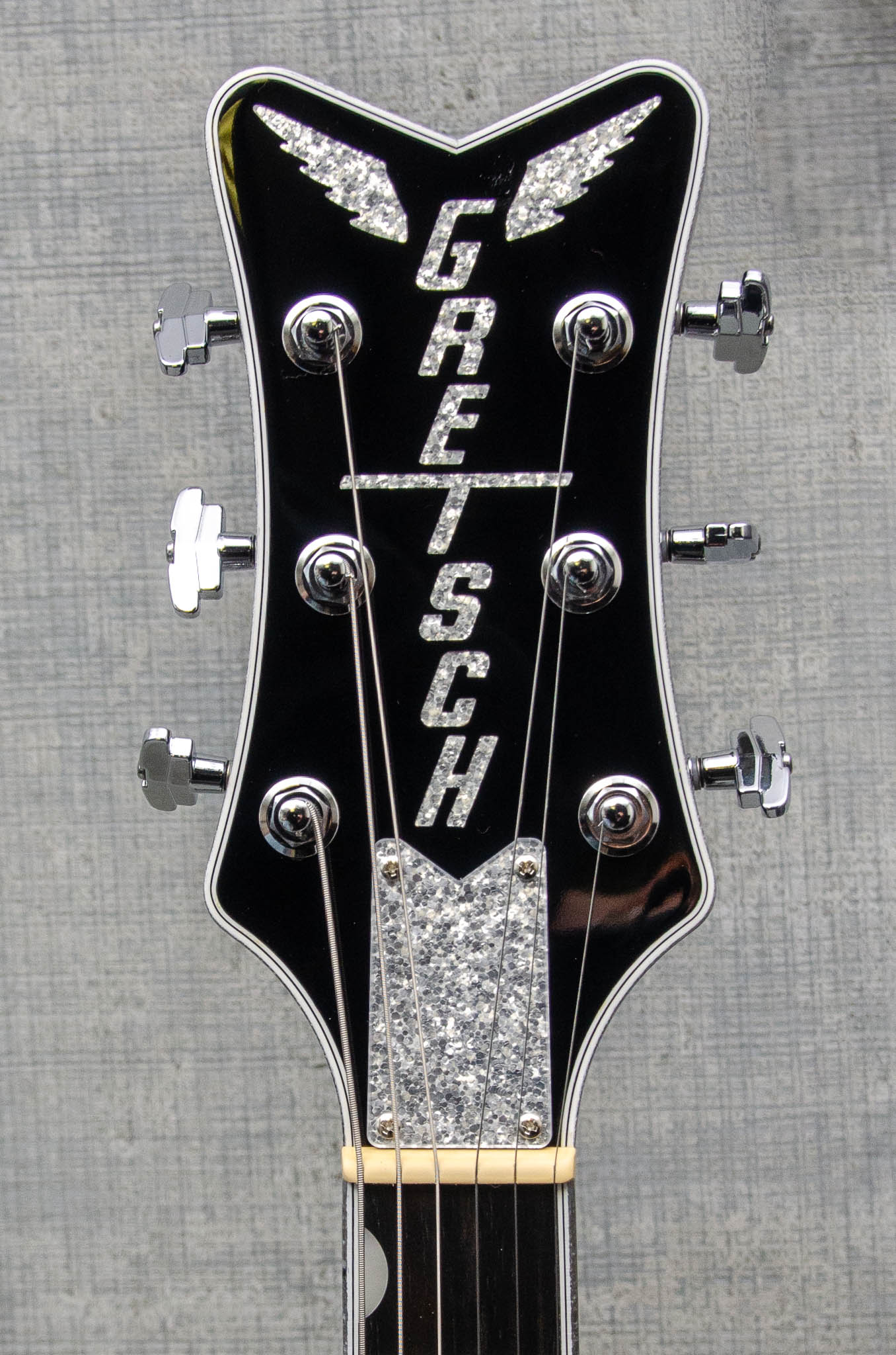 Gretsch  Falcon Hollow Body with String-Thru Bigsby and Chrome Hardware Black