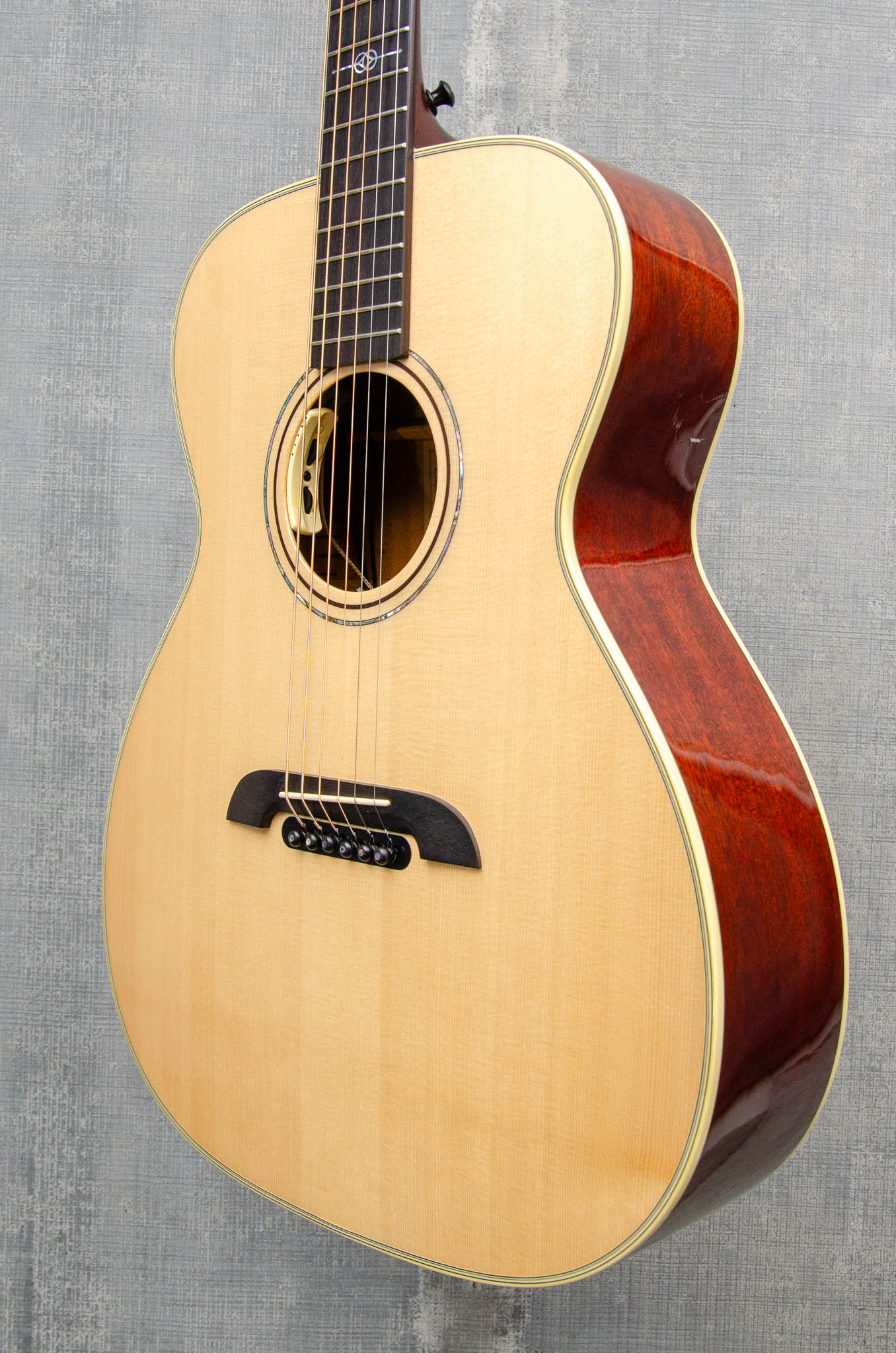 Used Alvarez-Yairi FYM60HD Acoustic