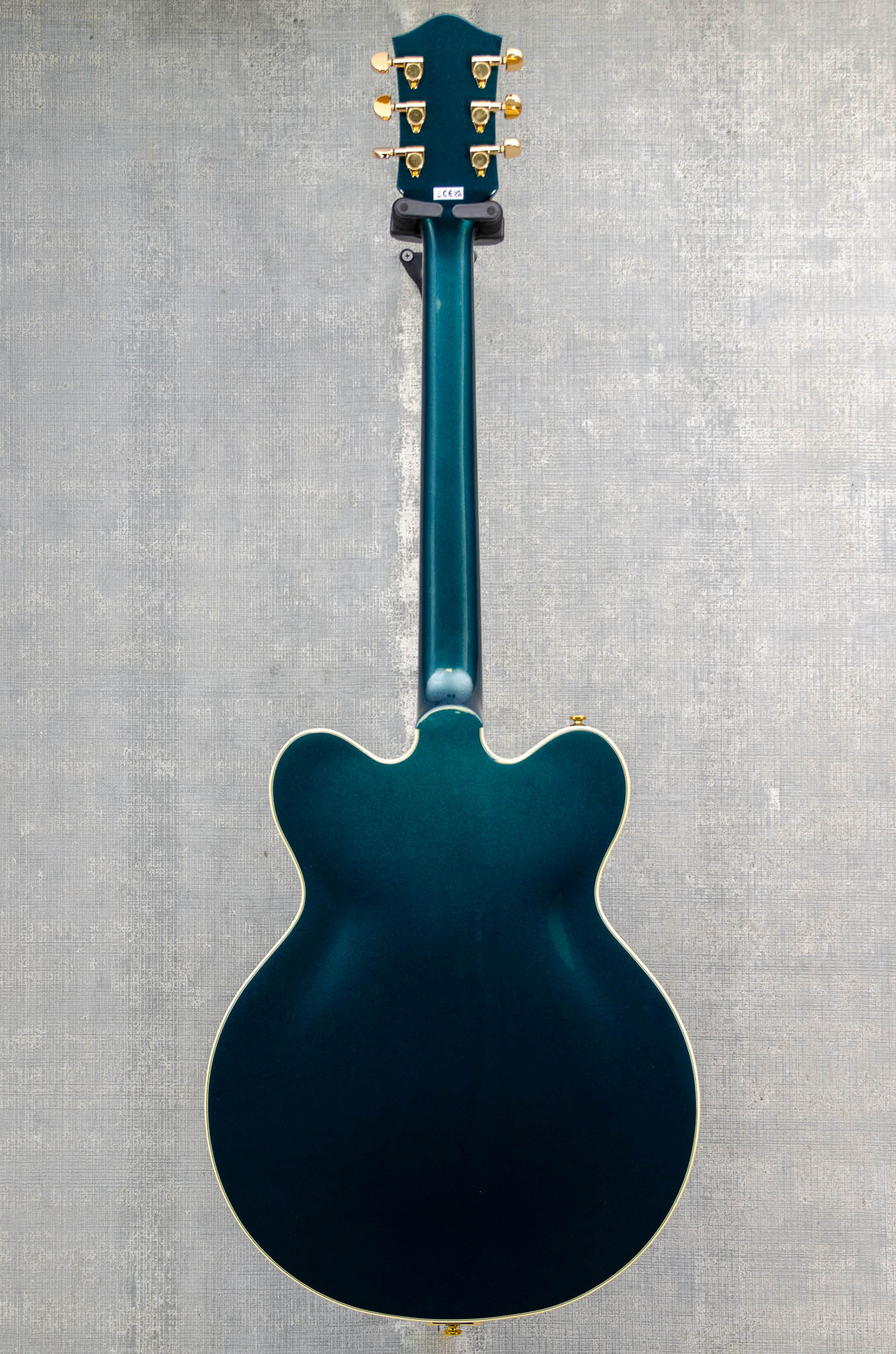 Gretsch G2622TG Streamliner™ Center Block Double-Cut with Bigsby® LTD, Laurel Fingerboard, Broad’Tron™ BT-3S Pickups Midnight Sapphire
