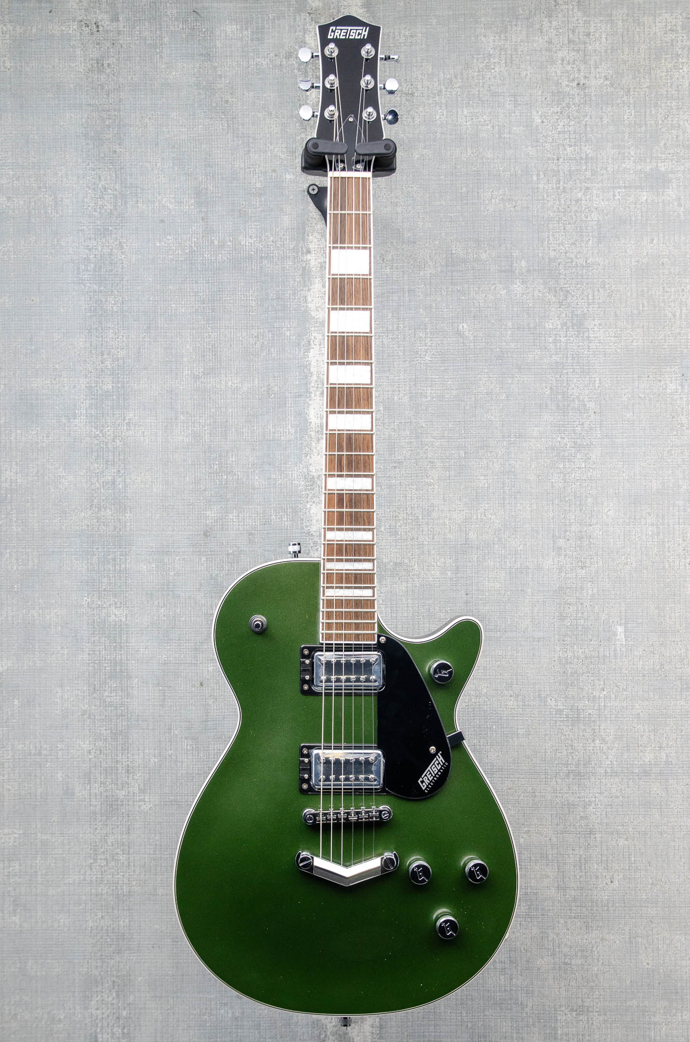 MINT Gretsch G5220 Electromatic Jet BT Single-Cut with V-Stoptail Olive Metallic