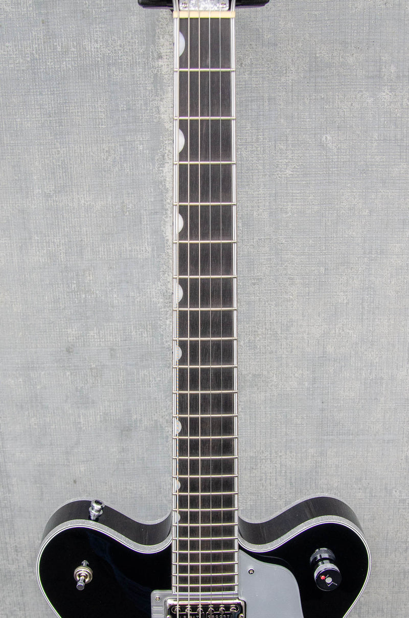 Gretsch G6636TSL Players Edition Silver Falcon w/String-Thru Bigsby Black