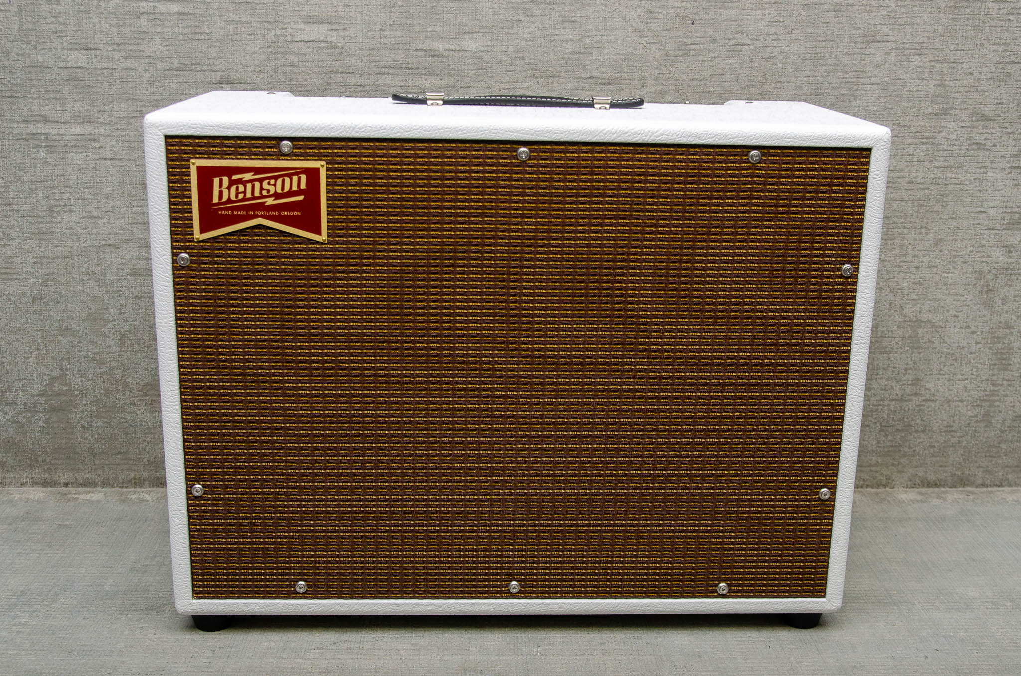 Benson Amps Monarch Reverb + 1x12 Combo White Tolex/Oxblood Grill
