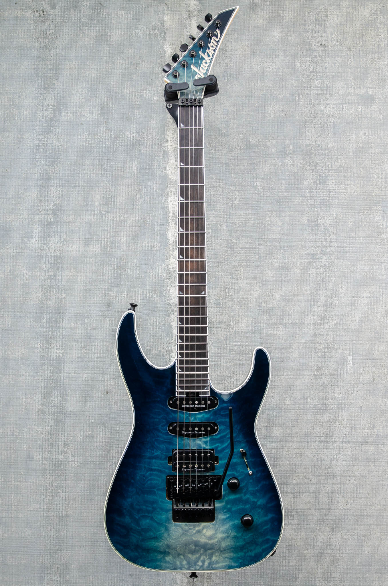 Jackson  Pro Plus Series Soloist SLA3Q Polar Burst