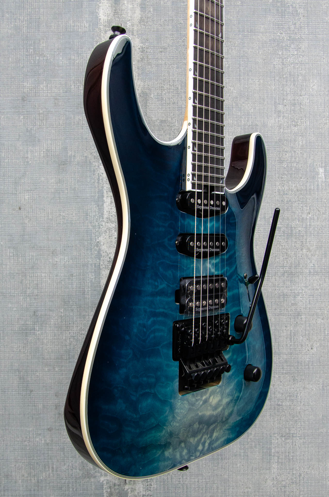 Jackson  Pro Plus Series Soloist SLA3Q Polar Burst