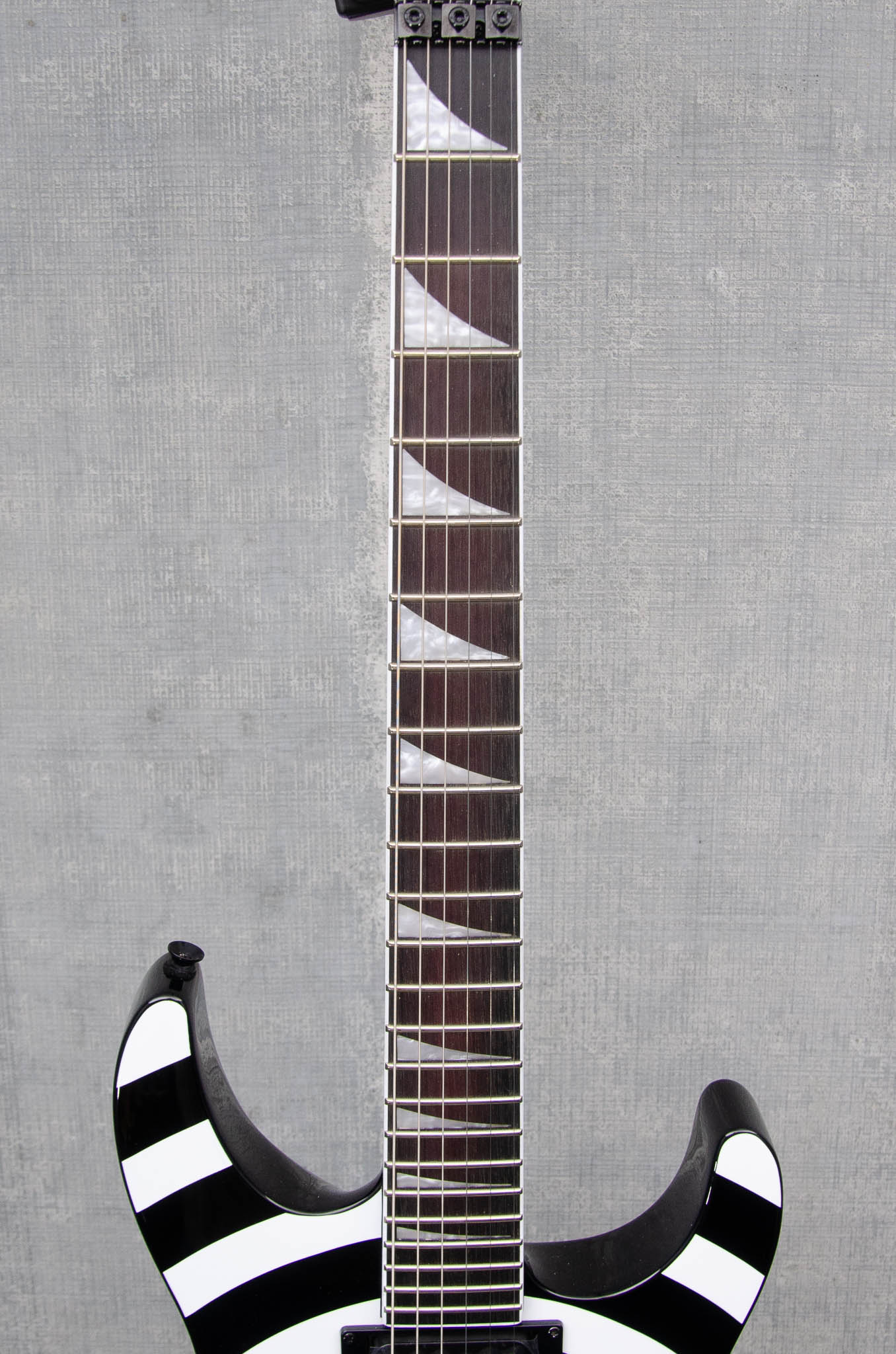 Jackson X Series Soloist SLX DX Graphic Srs Bullseye Mint Condition