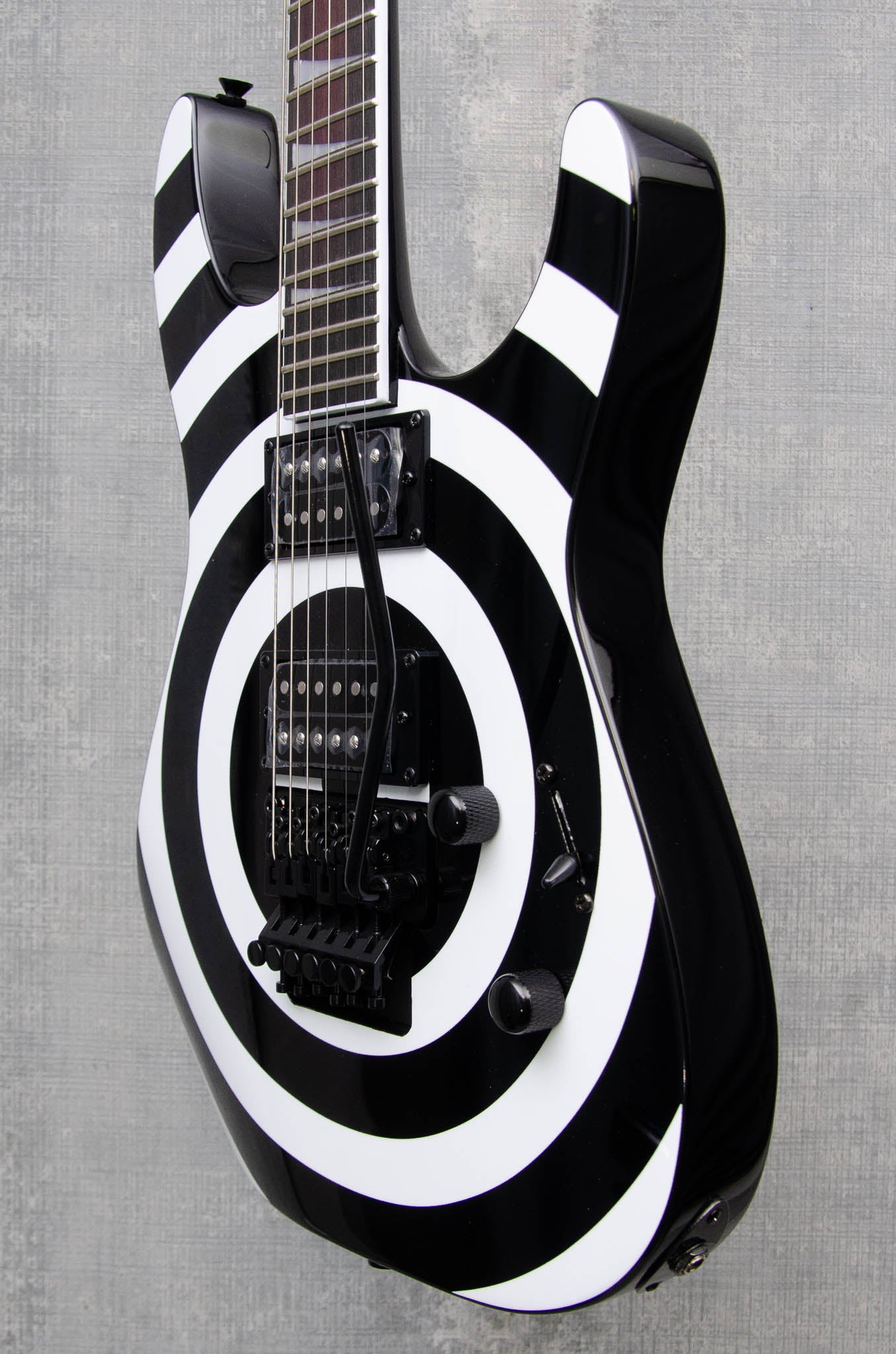 Jackson X Series Soloist SLX DX Graphic Srs Bullseye Mint Condition