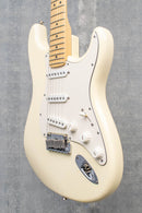 Used Fender American Stratocaster Olympic White (2005)