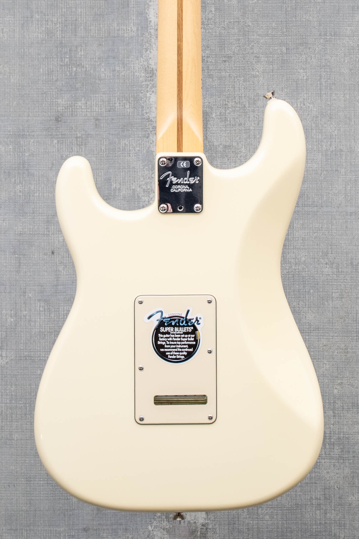 Used Fender American Stratocaster Olympic White (2005)