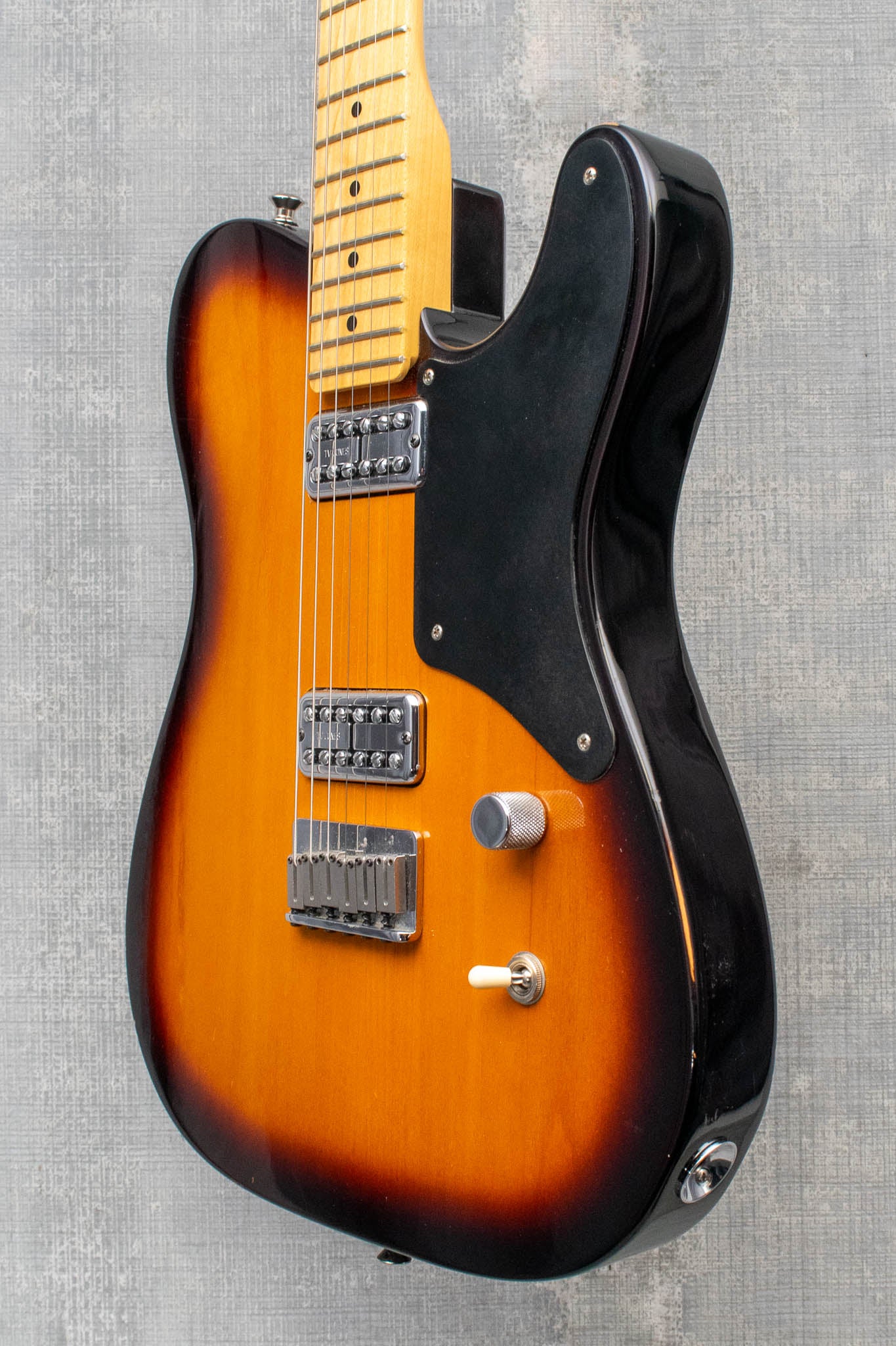 Used Fender Cabronita Telecaster Tele-Bration USA - 2-Color Sunburst