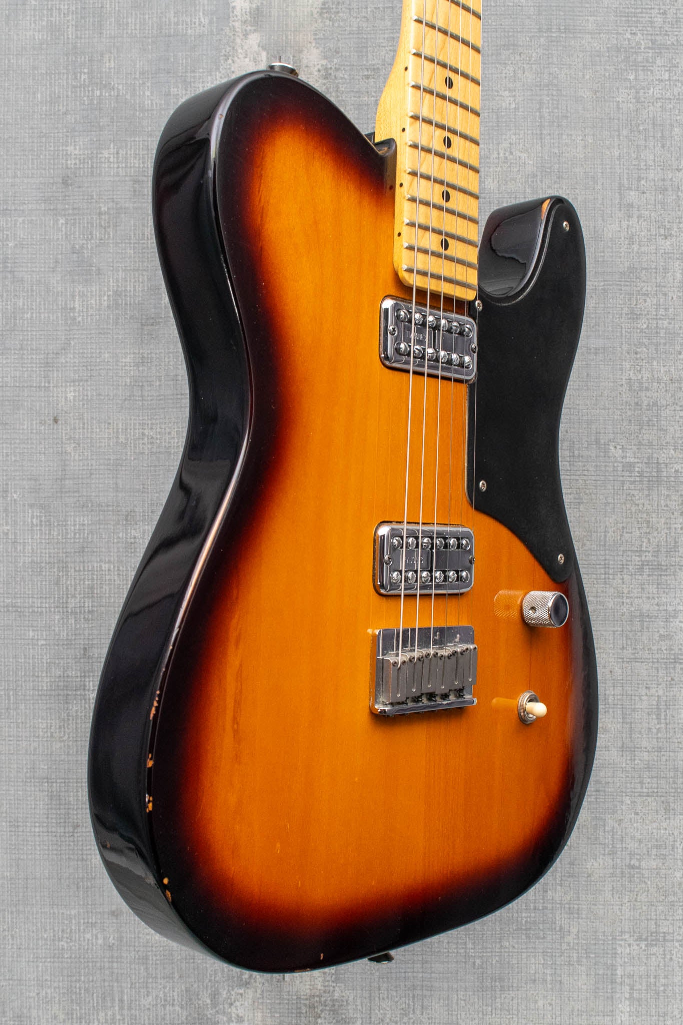 Used Fender Cabronita Telecaster Tele-Bration USA - 2-Color Sunburst